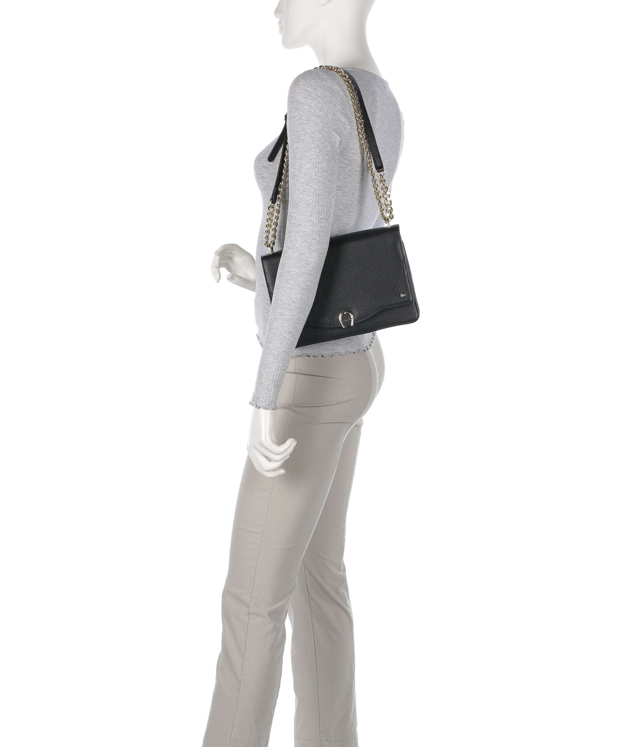 Aigner Diadora S Shoulder bag black - Image 3