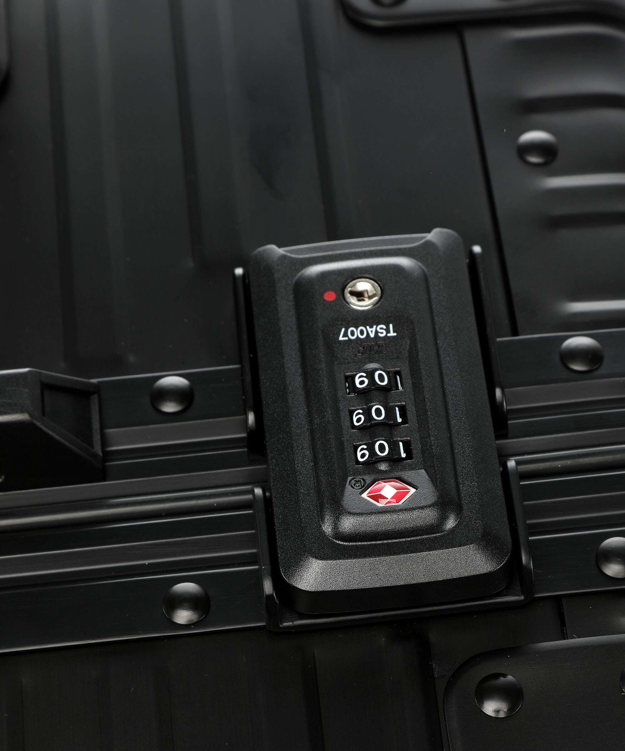 Aleon 17 Deluxe Spinner (4 wheels) onyx - Image 4