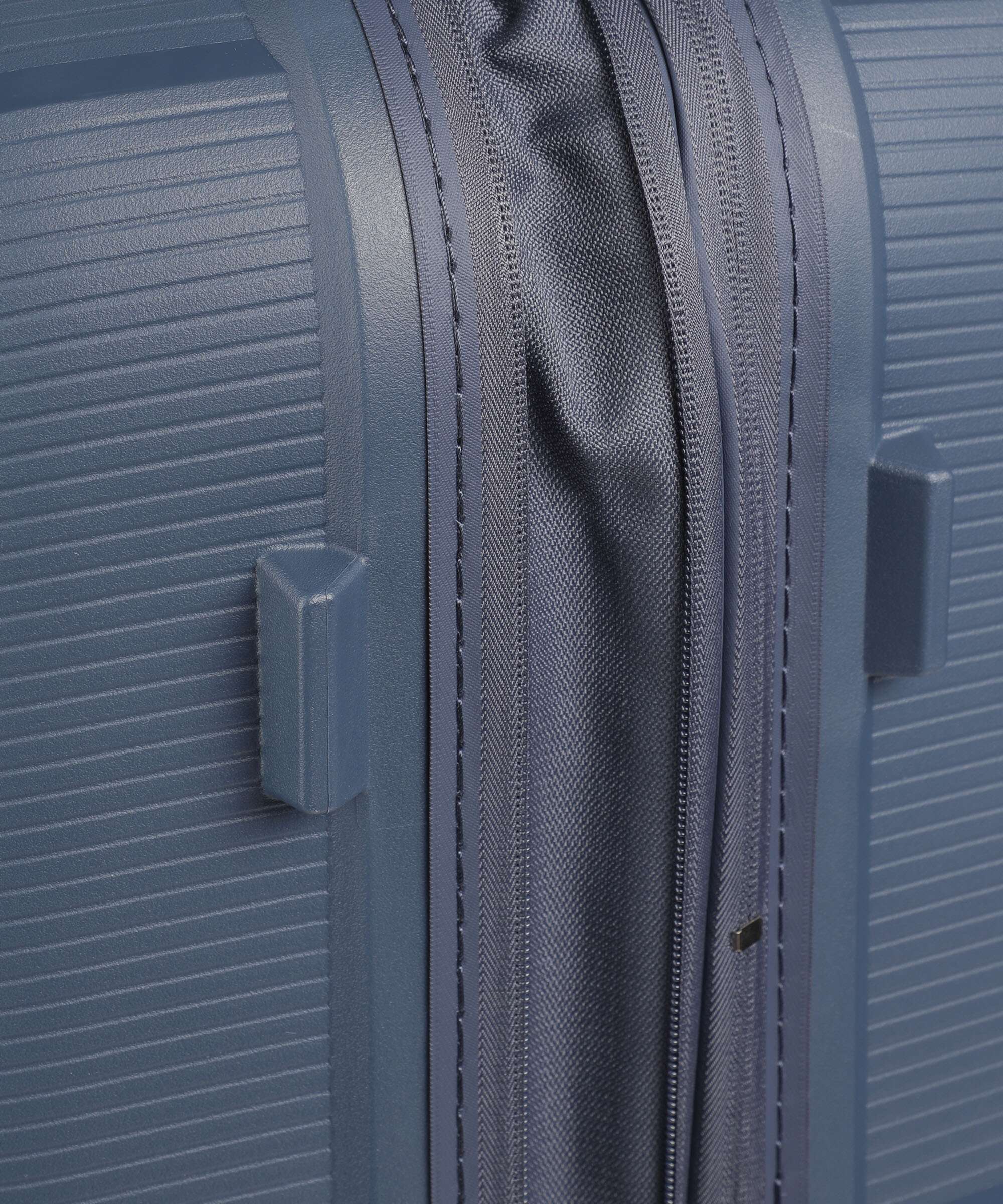 American Tourister Starvibe Spinner (4 wheels) navy - Image 4