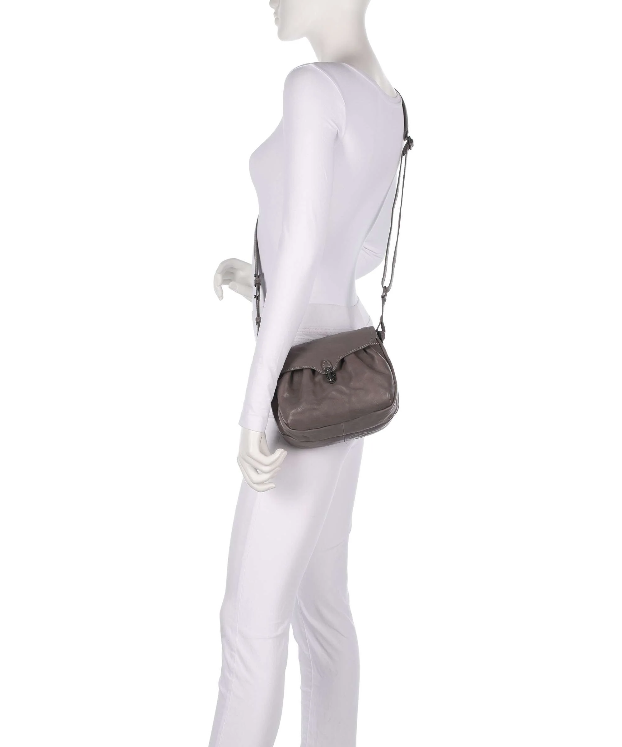 Aunts & Uncles Grandma's Luxury Club Mrs. Coconut Cake Crossbody bag oyster grey - Image 3