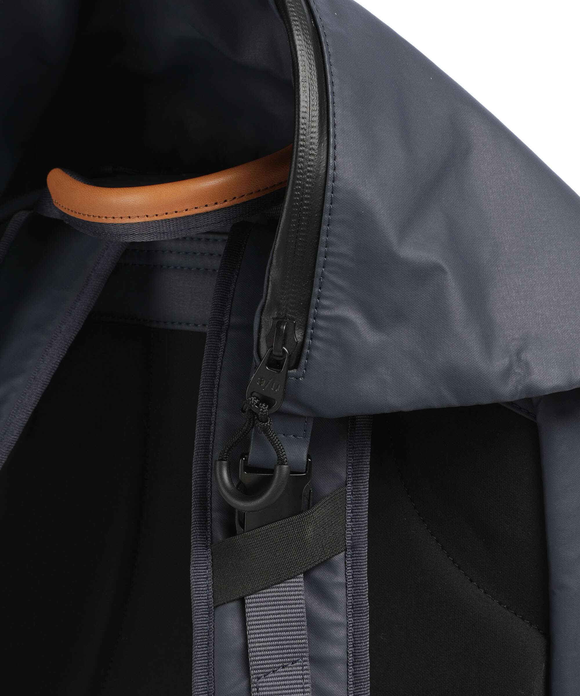 Aunts & Uncles Japan Kushiro Backpack outer space - Image 4