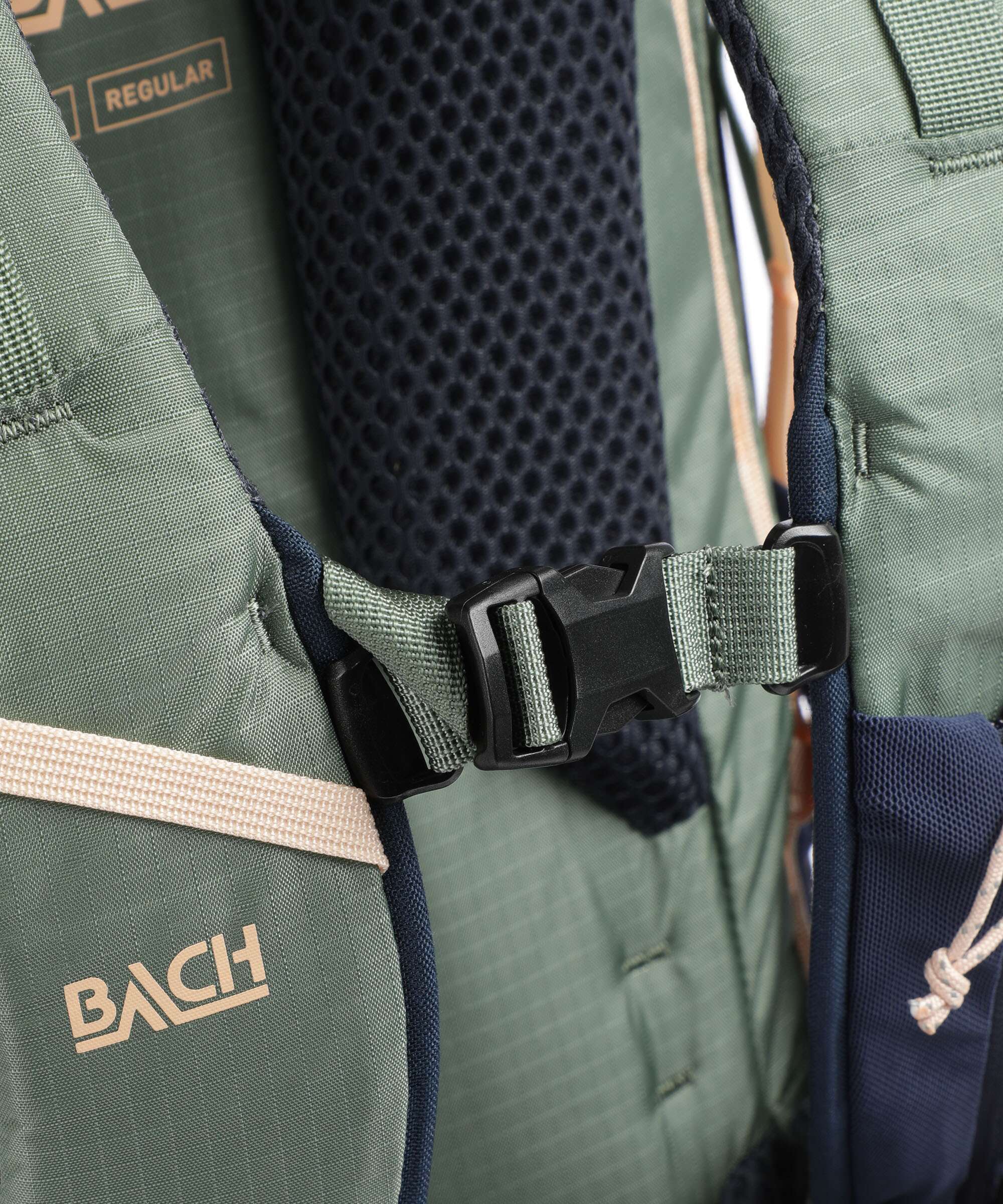 Bach Molecule 30 M Hiking backpack sage green/midnight blue - Image 3