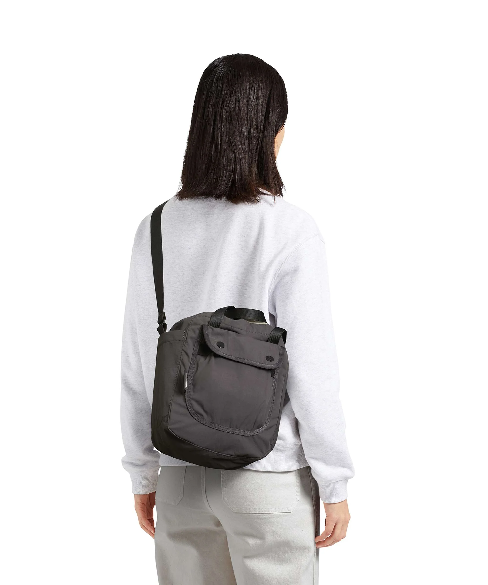 Bellroy Cinch 9 Bucket bag charcoal - Image 3