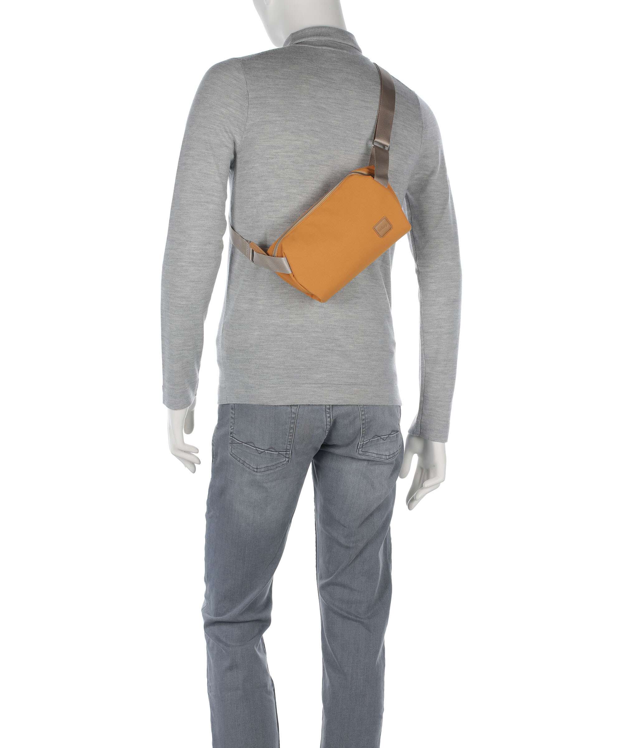 Bellroy Classic 3 Sling bag butterscotch - Image 4