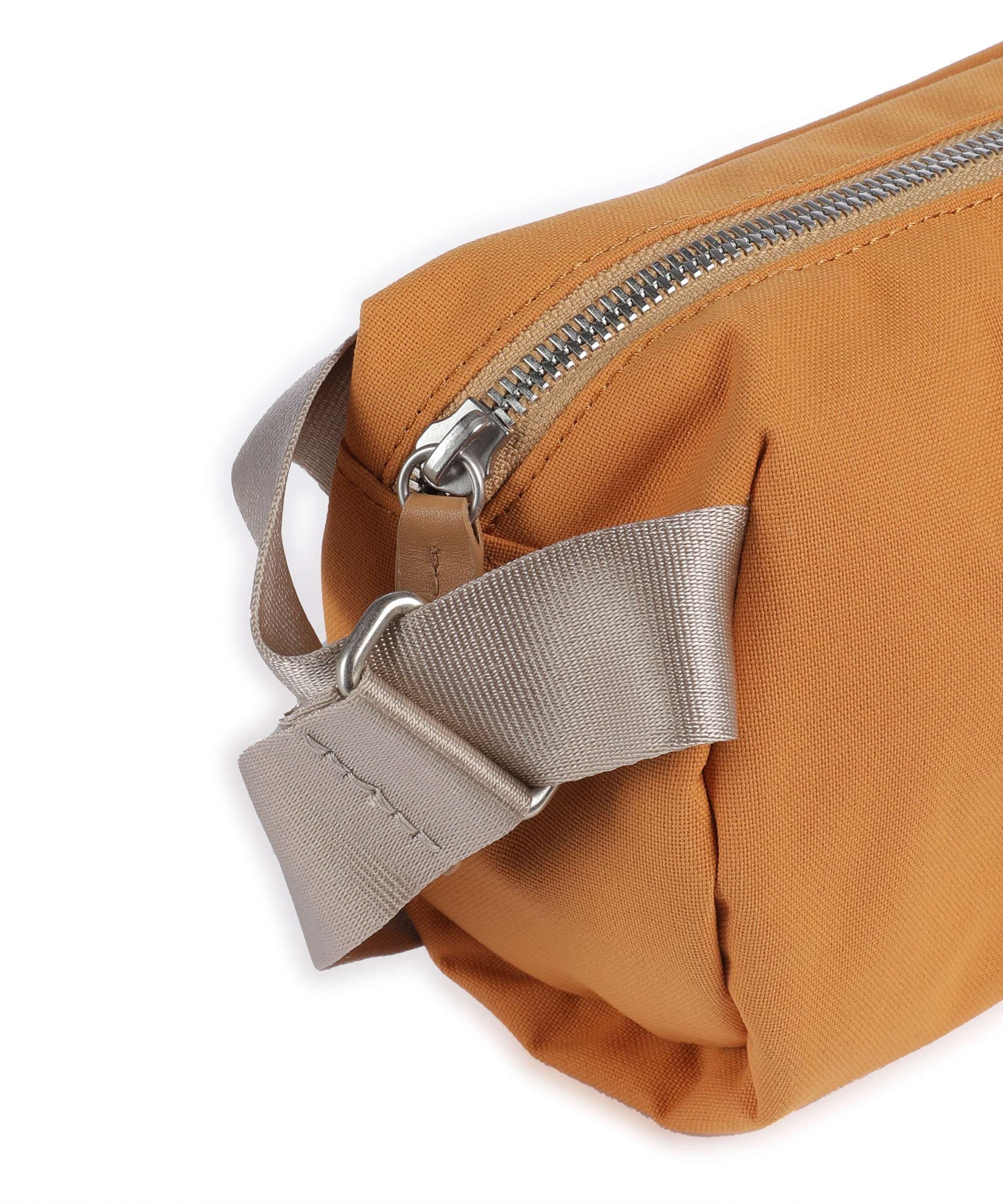 Bellroy Classic 3 Sling bag butterscotch - Image 5
