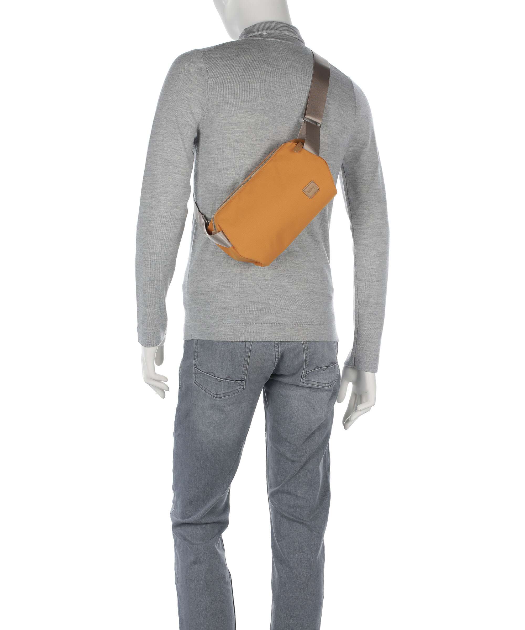 Bellroy Classic 5 Sling bag butterscotch - Image 4