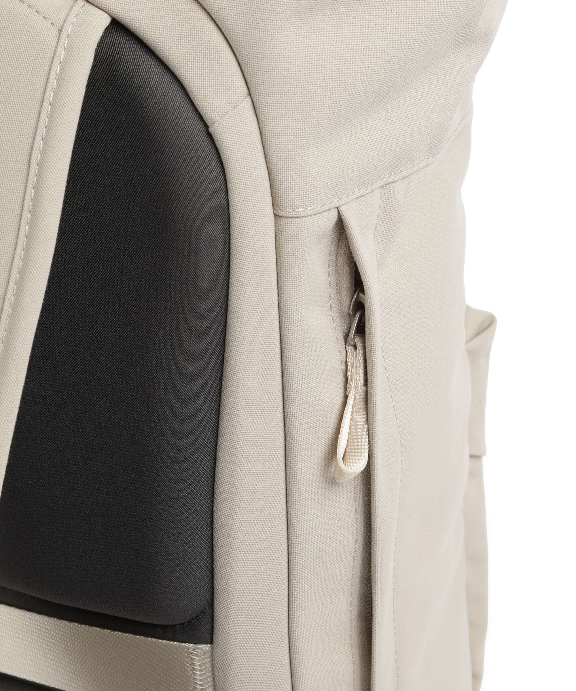 Bellroy Classic Rolltop backpack tahini - Image 4