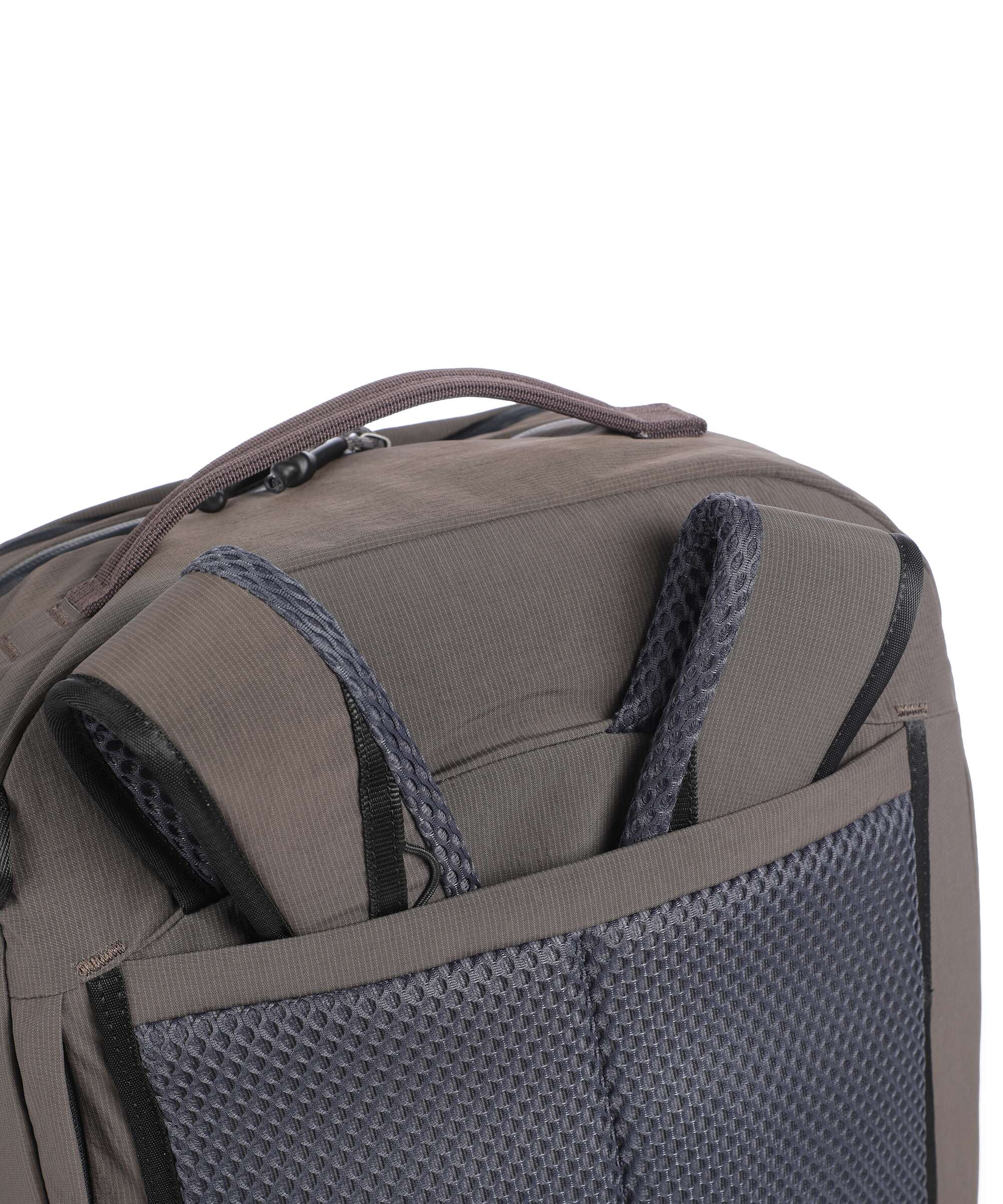 Bellroy Lite 38 Travel backpack riverrock - Image 6