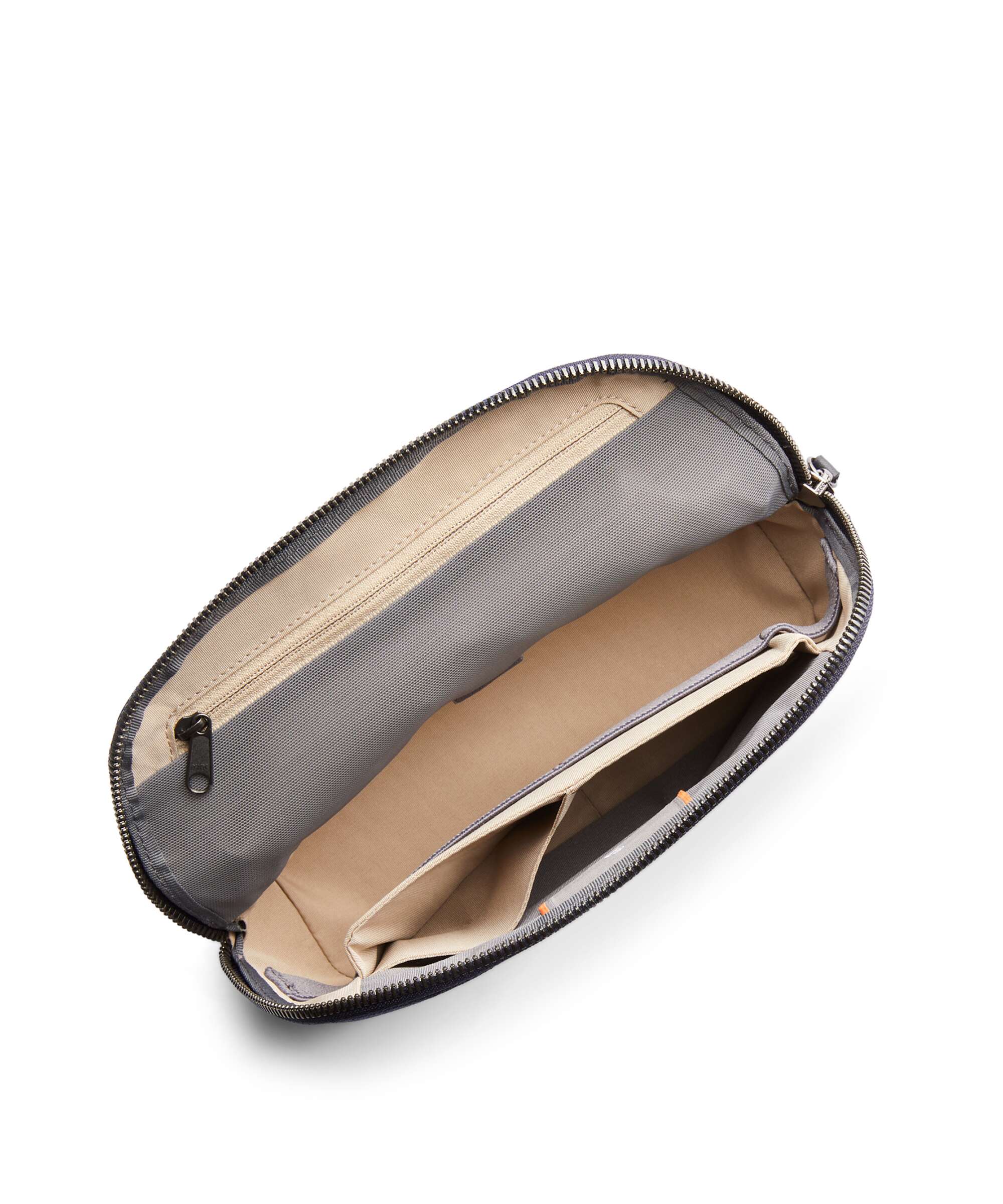 Bellroy Tech Desk Caddy Travel accessory navy - Image 6