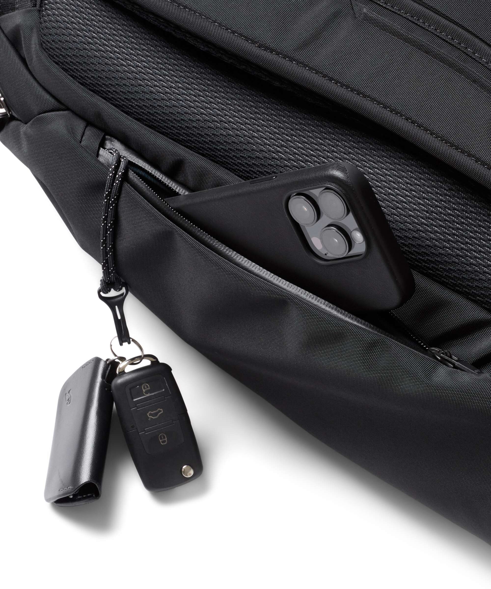 Bellroy Transit 28 Pro Backpack black - Image 5