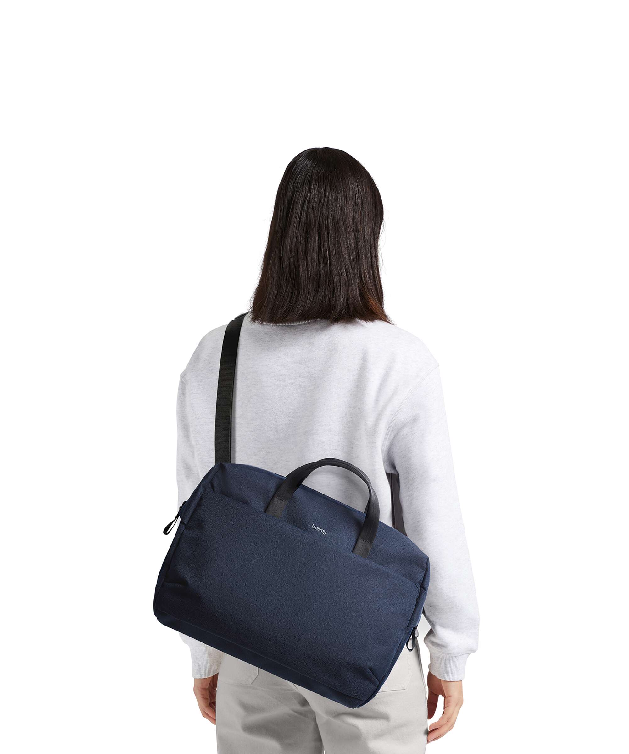 Bellroy Via 14 Briefcase navy - Image 3