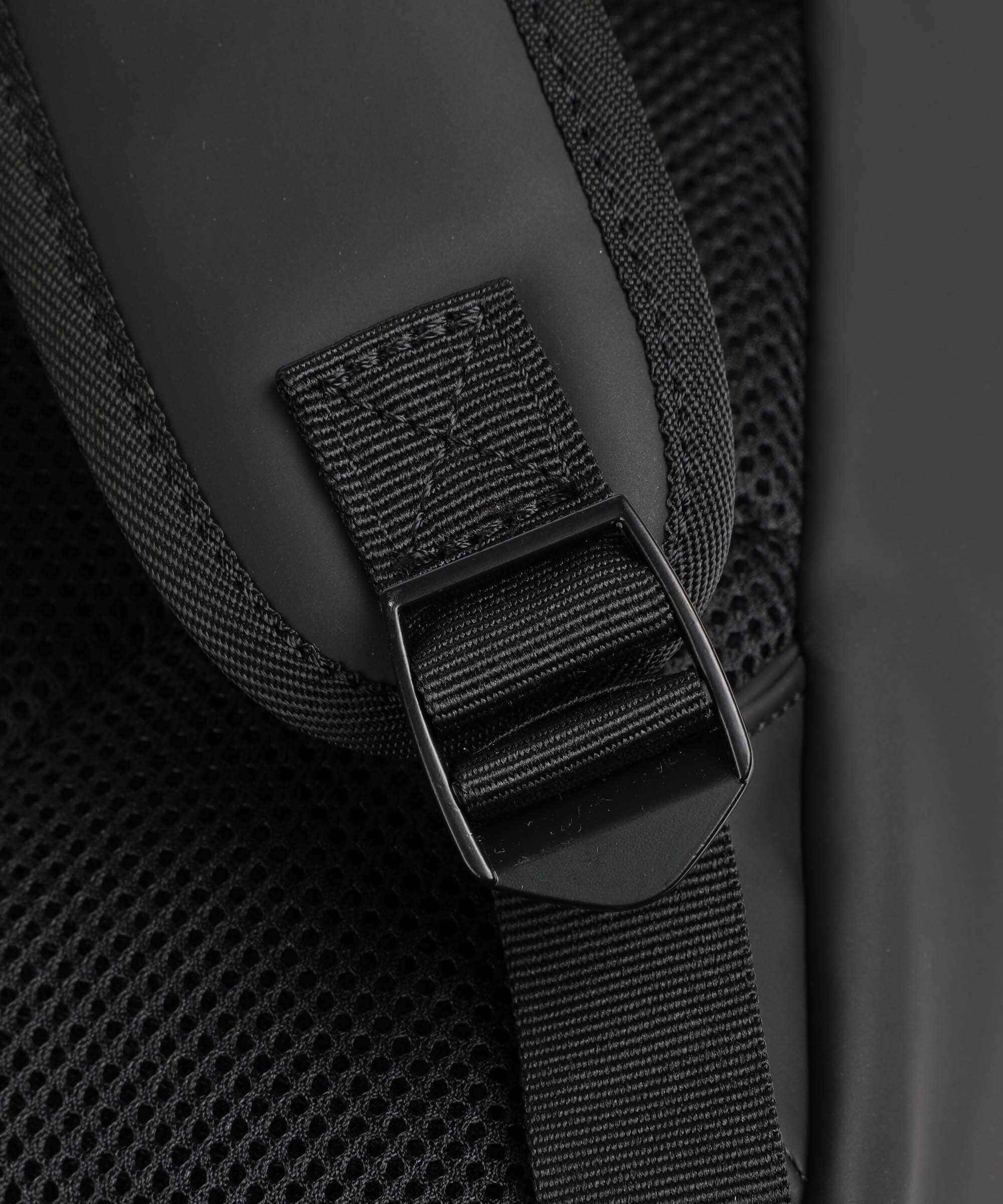 Bogner La Prava Leon Rolltop backpack schwarz - Image 5