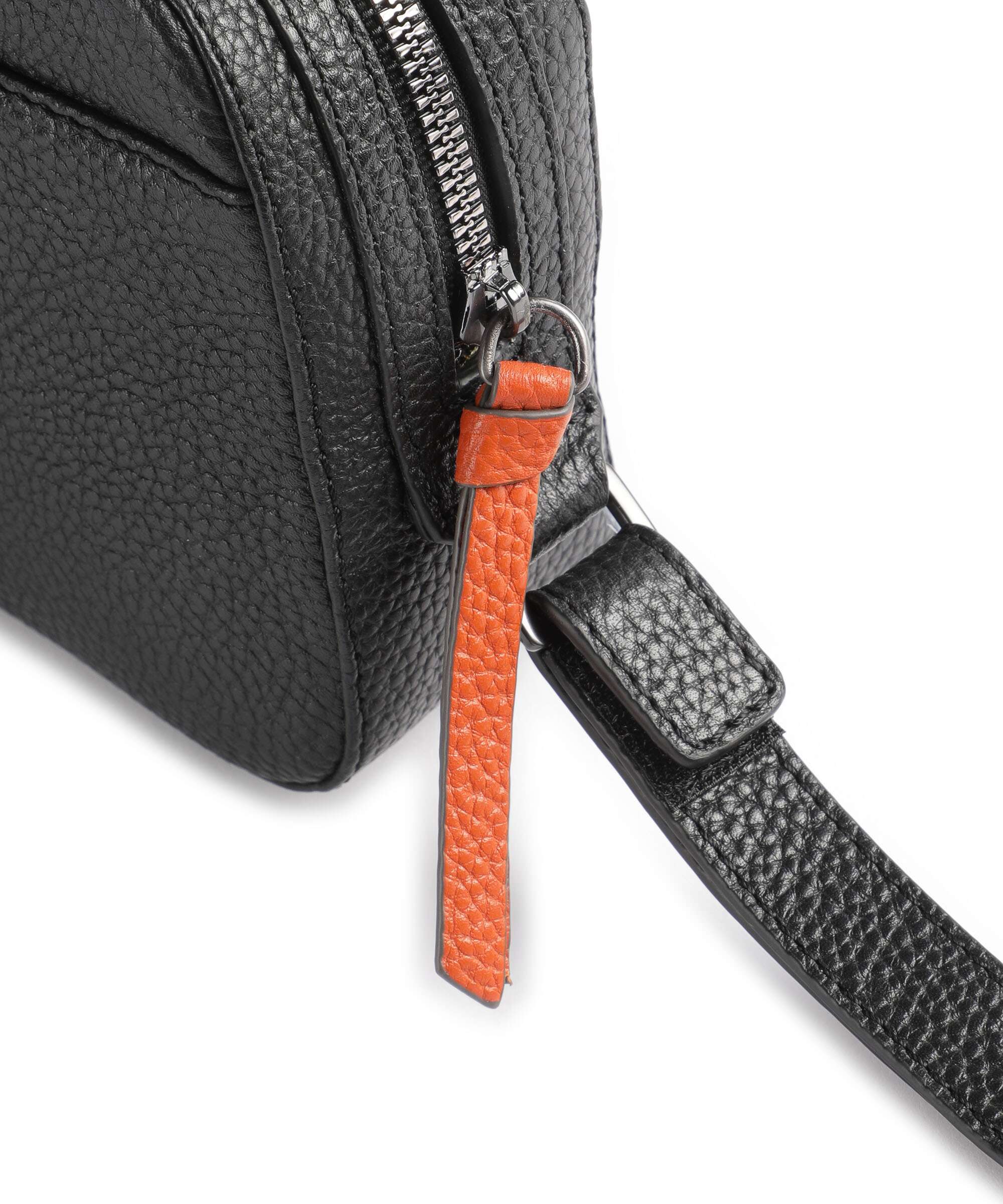 Braun Büffel Novara Wristlet schwarz - Image 3