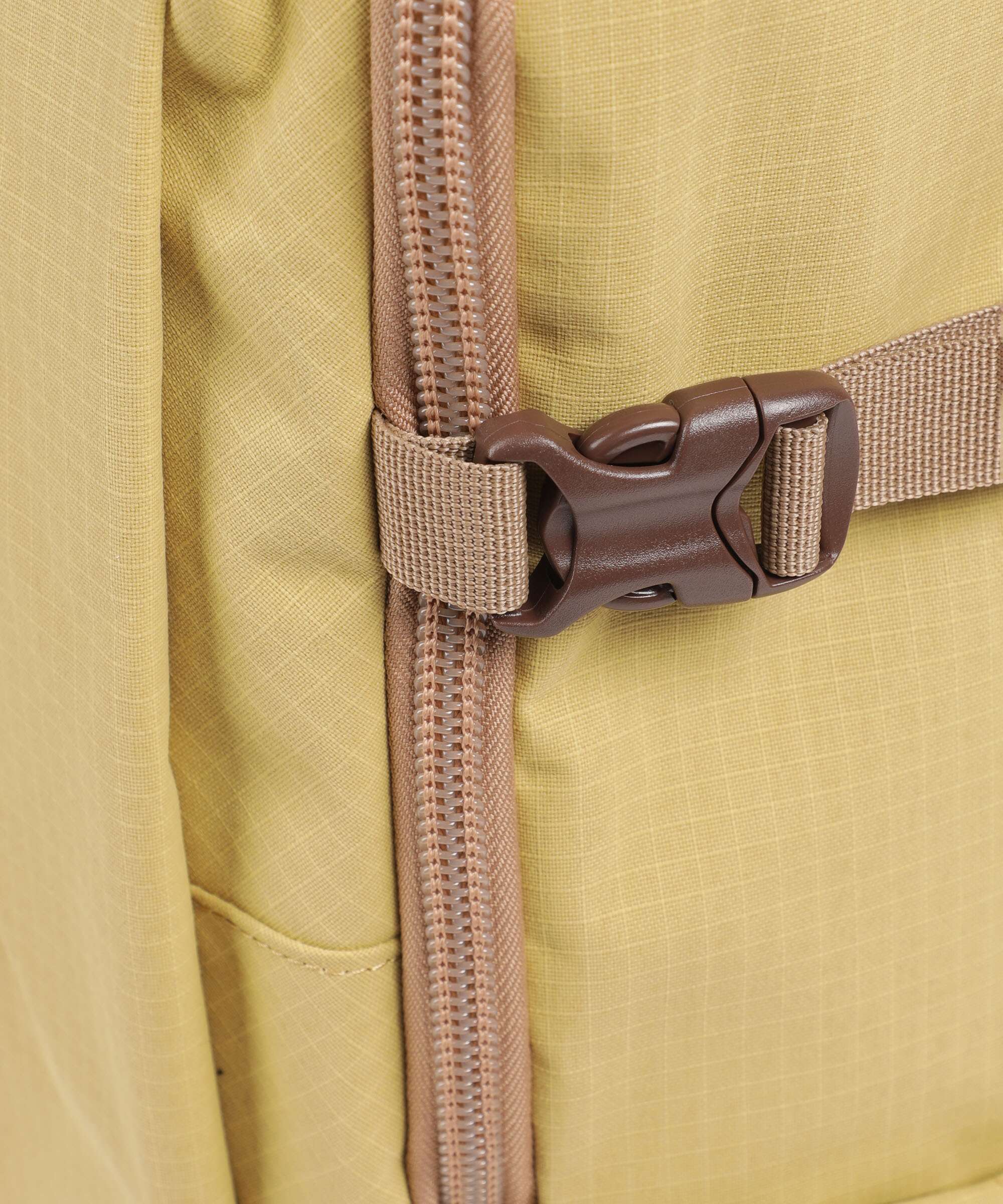 Cabin Zero ADV 32 Travel backpack moonstone - Image 5