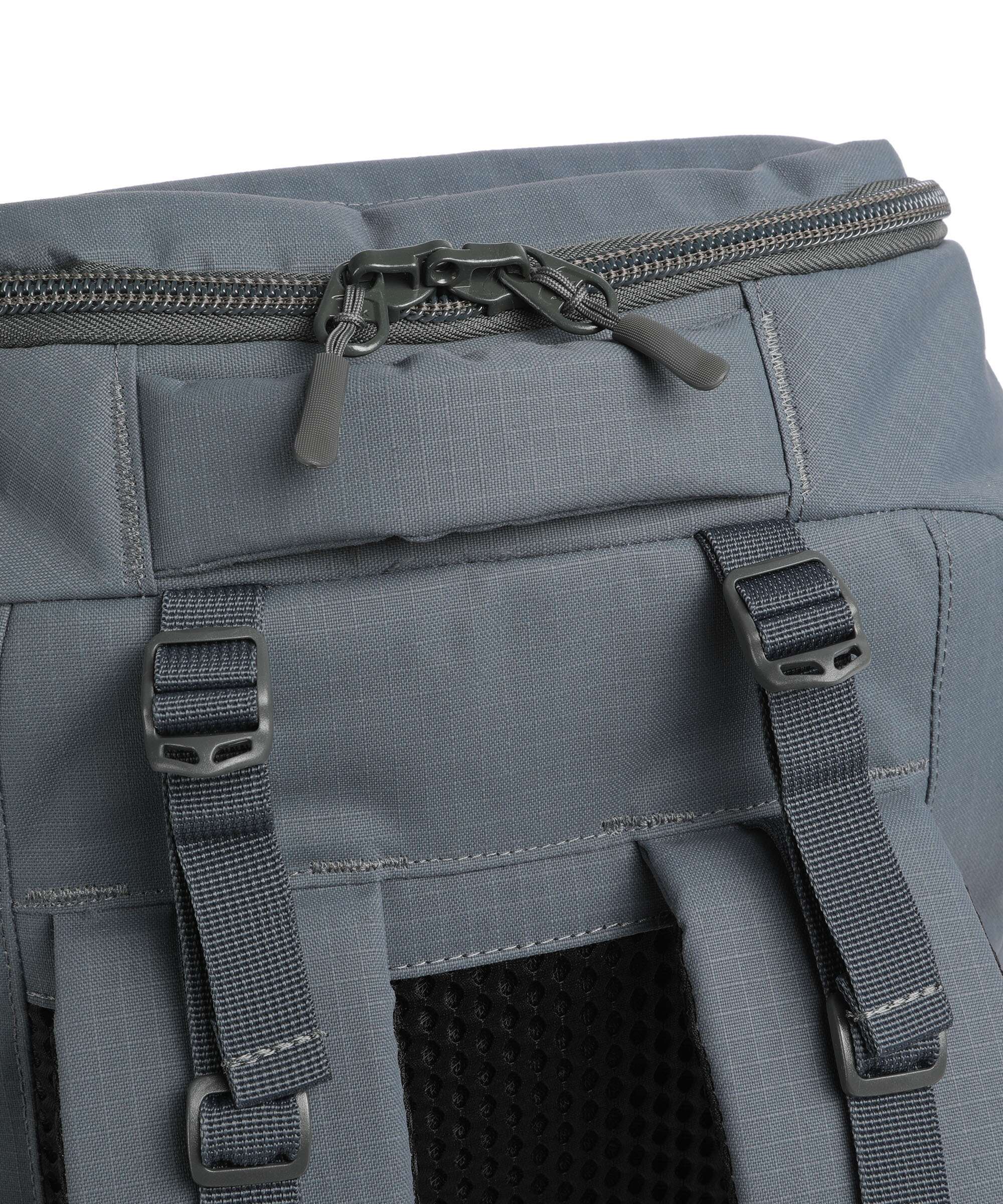 Cabin Zero ADV 32 Travel backpack original grey - Image 5
