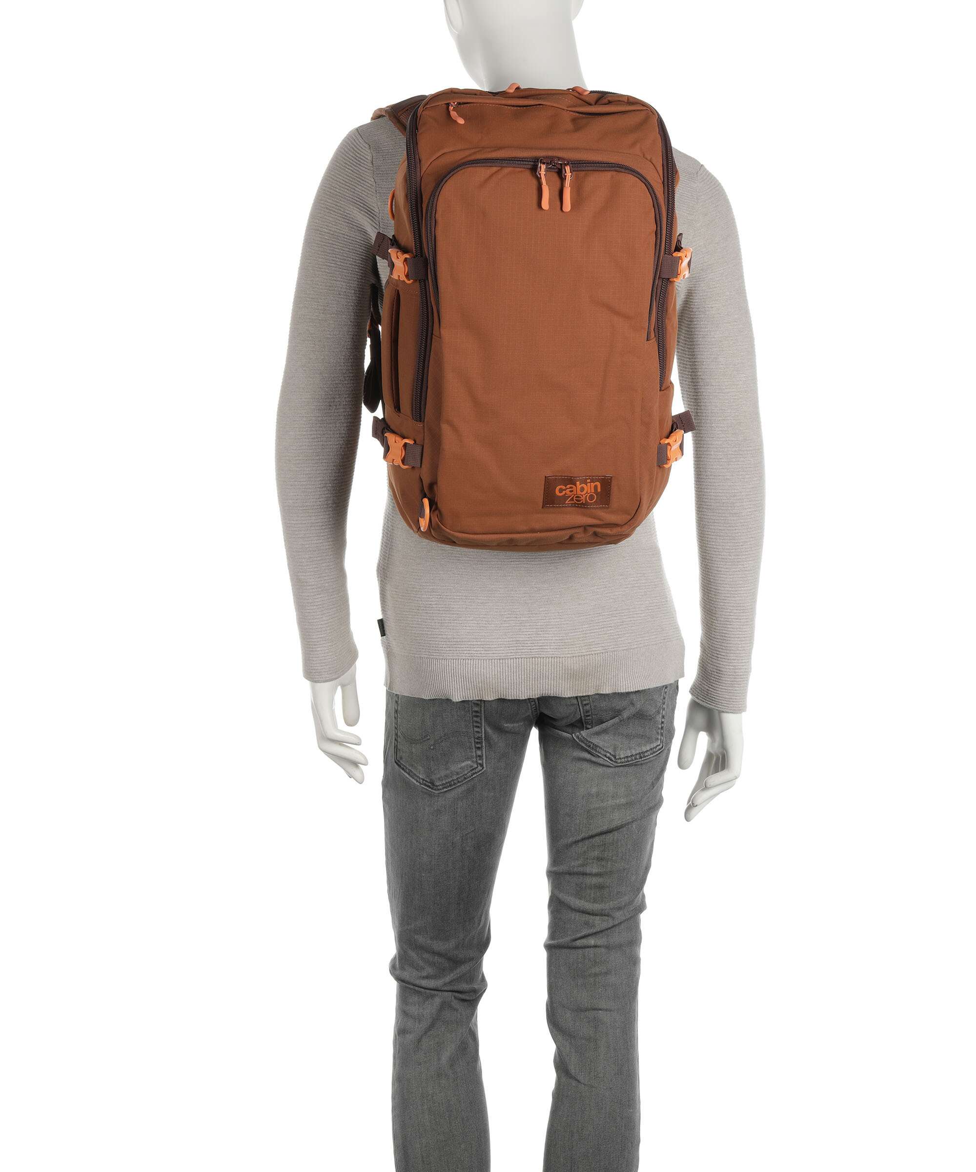 Cabin Zero ADV Pro 32 Travel backpack saigon coffee - Image 4