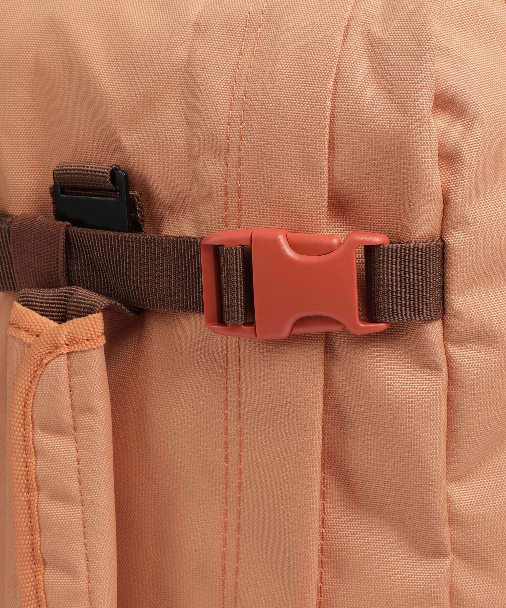 Cabin Zero Classic 28 Backpack gobi sands - Image 7