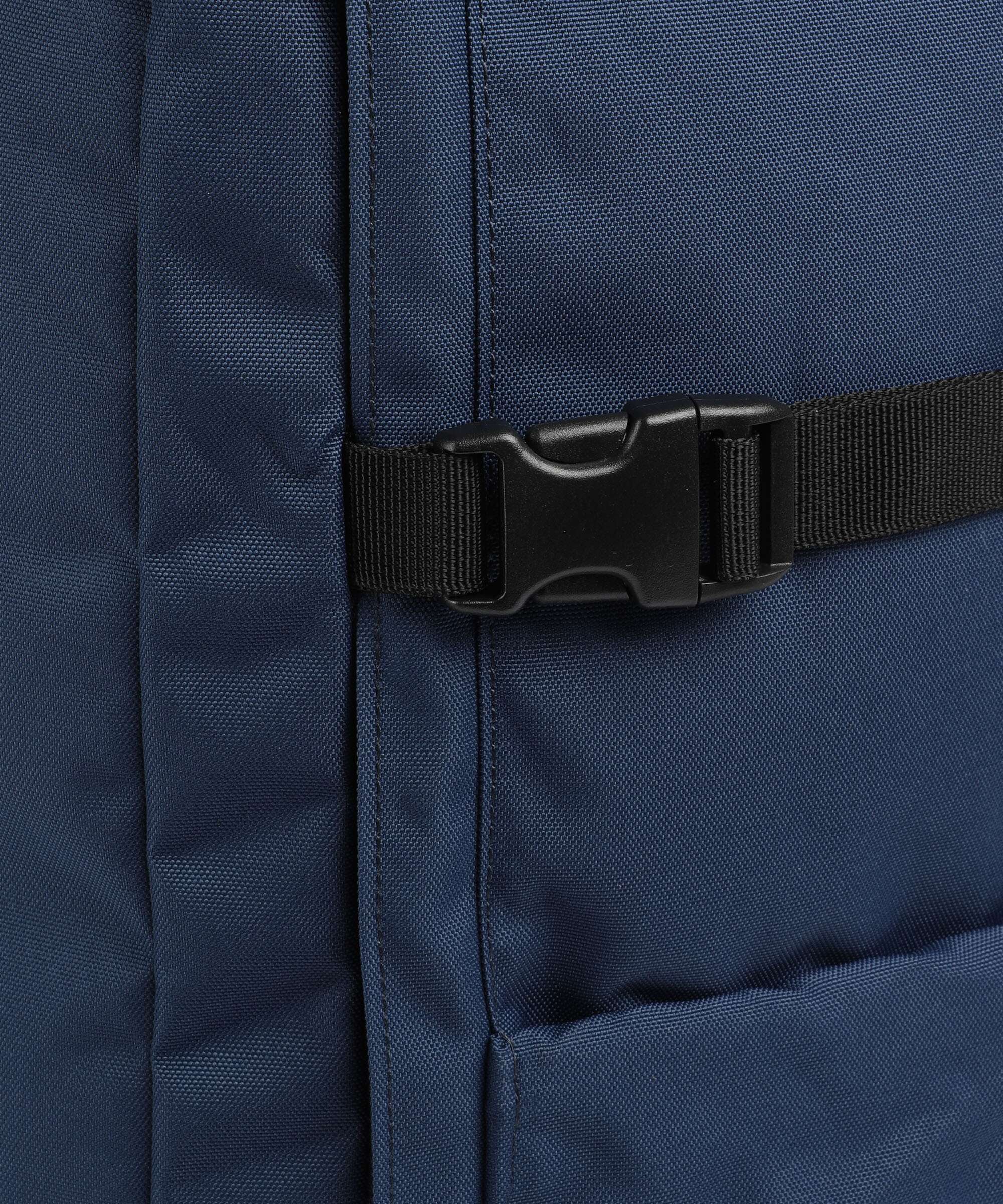 Cabin Zero Classic Plus 32 Travel backpack navy - Image 5