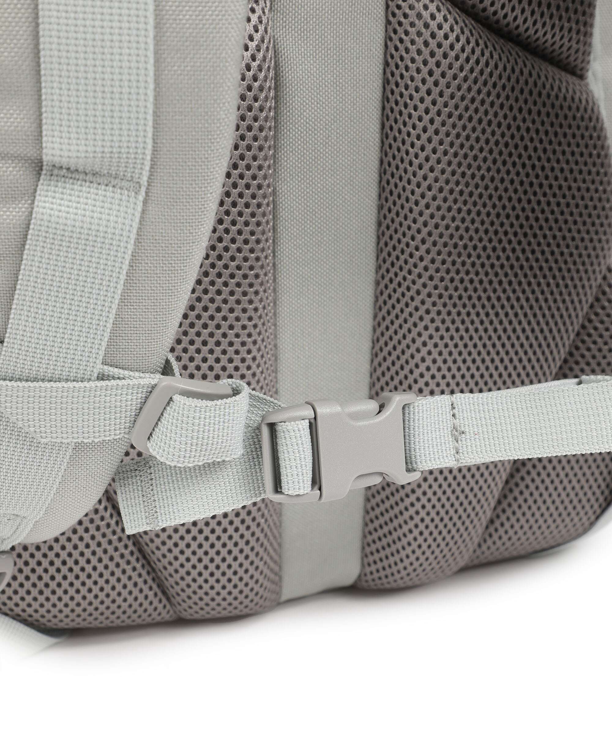 Cabin Zero Military 28 Backpack frosty morning - Image 6