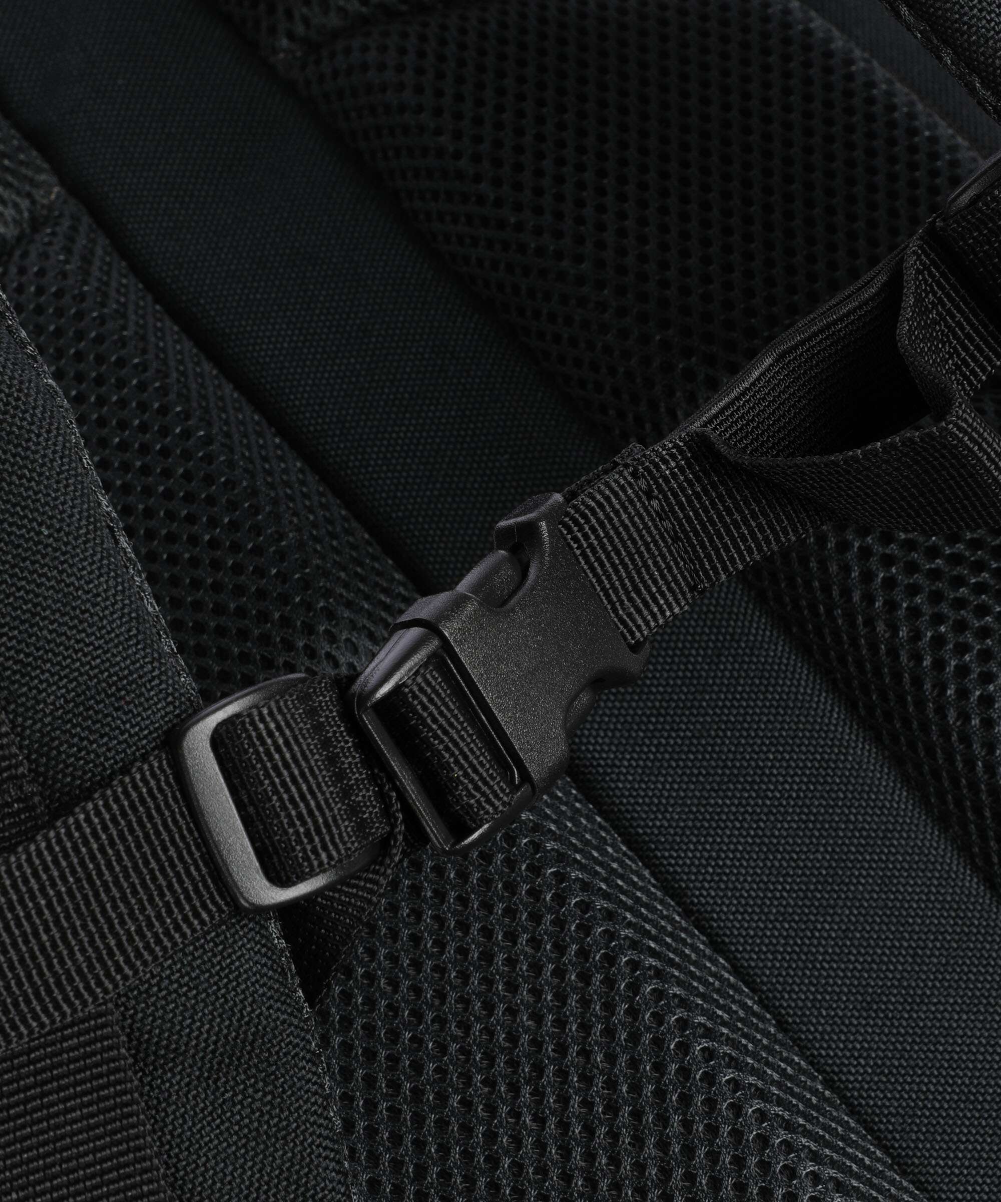 Cabin Zero Military 36 Travel backpack absolute black - Image 4