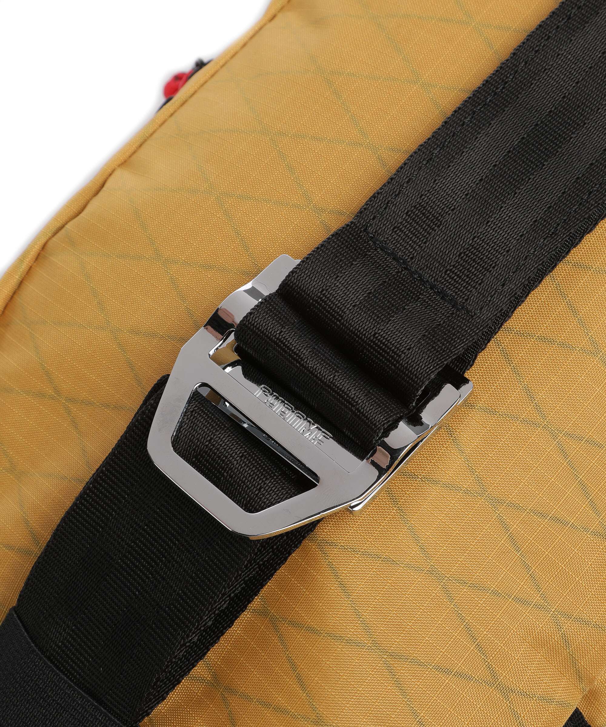 Chrome Heritage Tensile Sling bag amber - Image 4