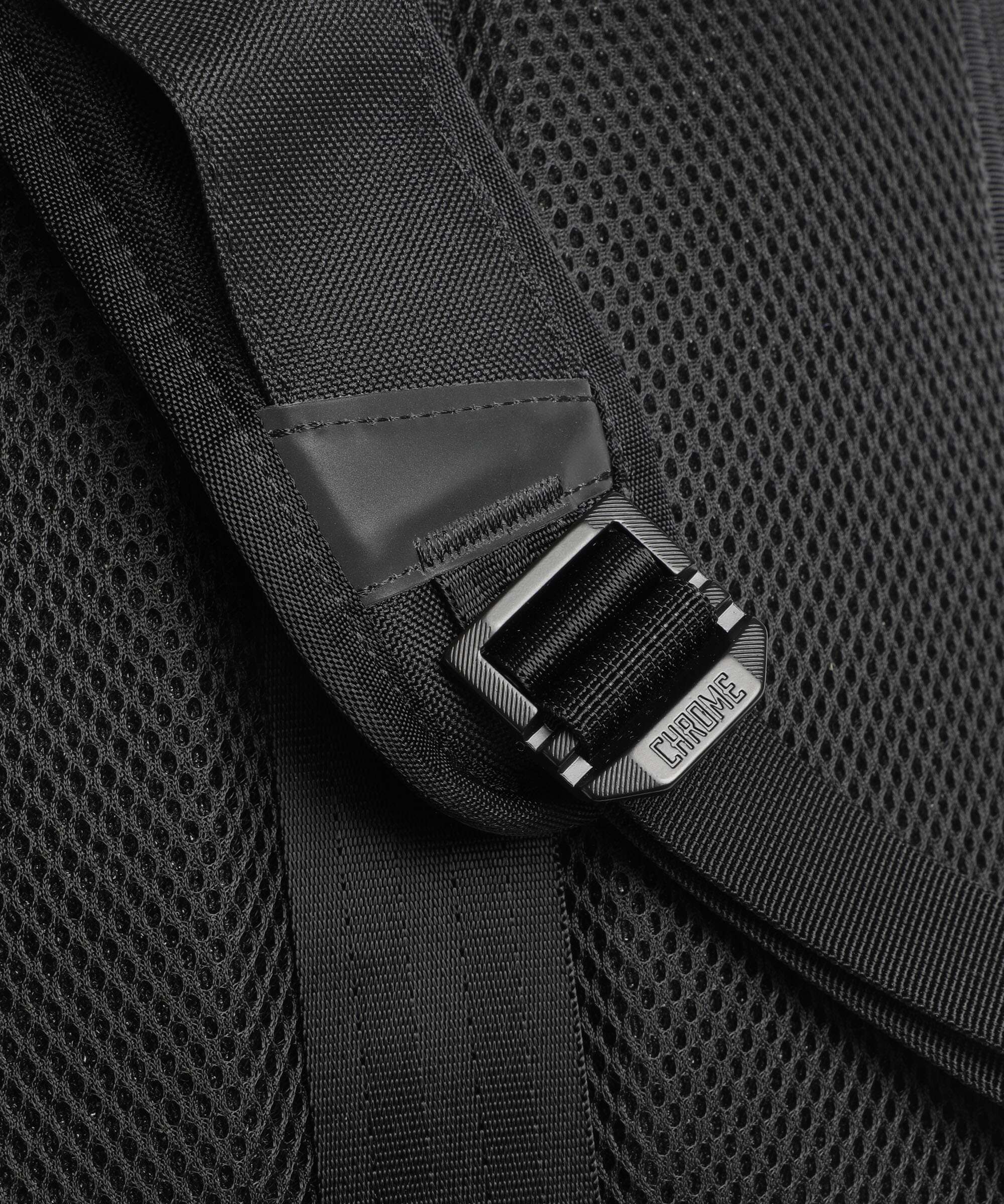 Chrome Hondo 18 Backpack indigo - Image 6