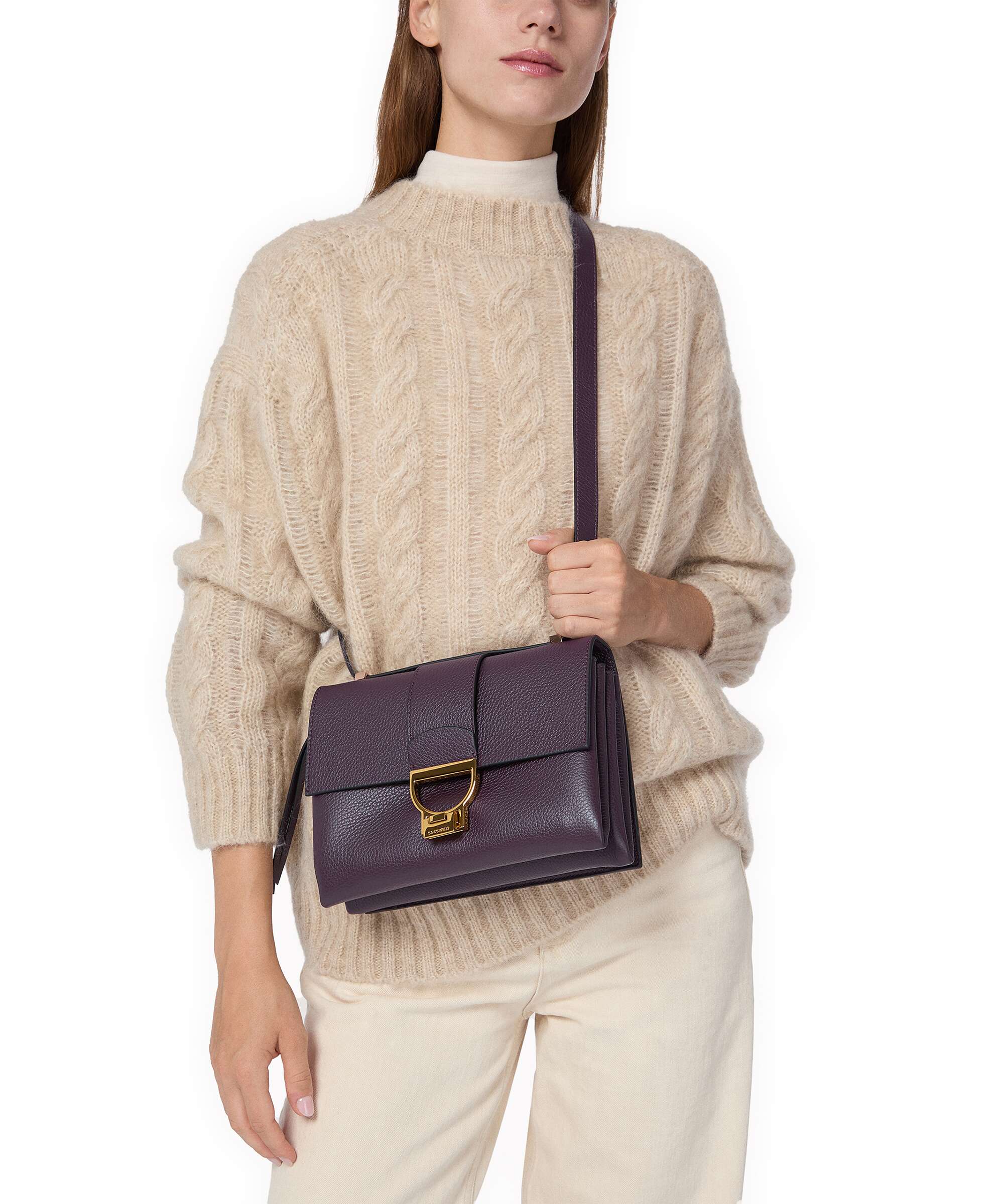 Coccinelle Arlettis Shoulder bag prune - Image 4