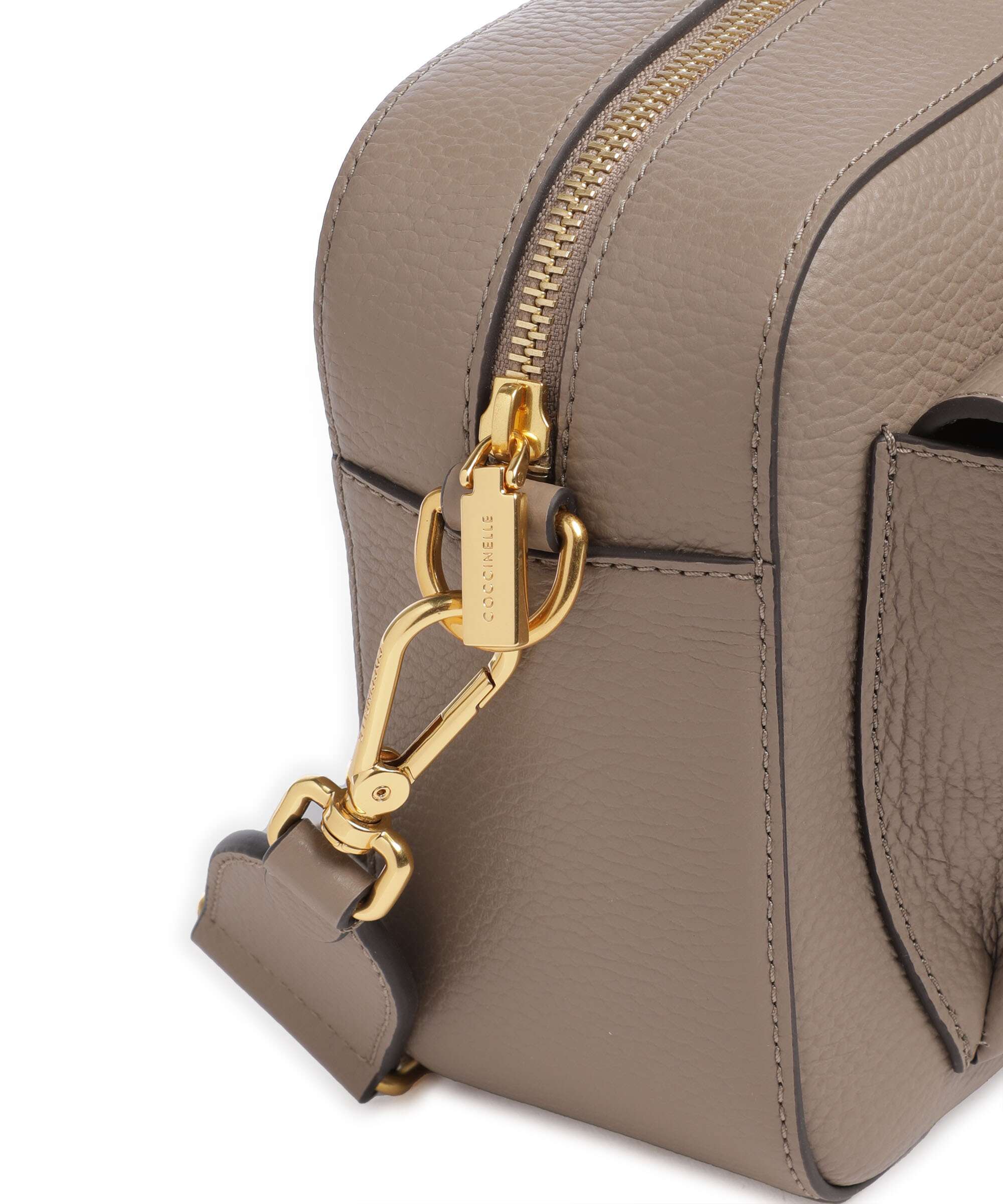 Coccinelle Beat Crossbody bag warm taupe - Image 4