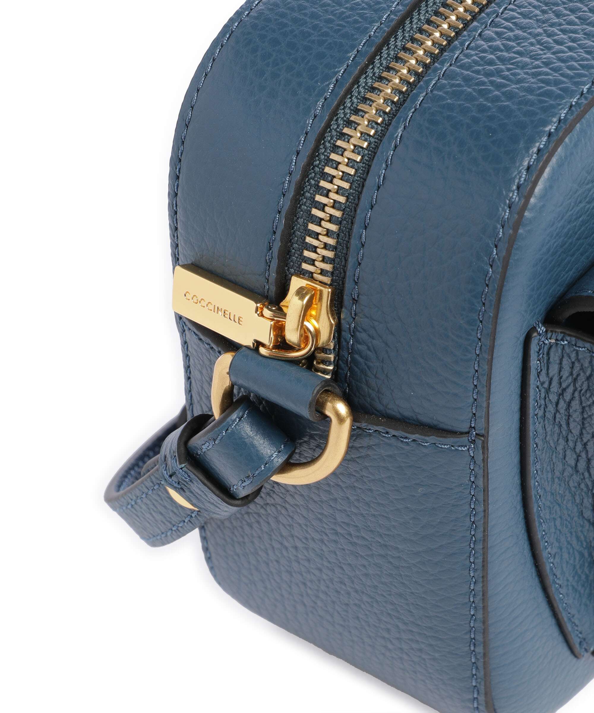 Coccinelle Beat Soft Crossbody bag deep blue - Image 4