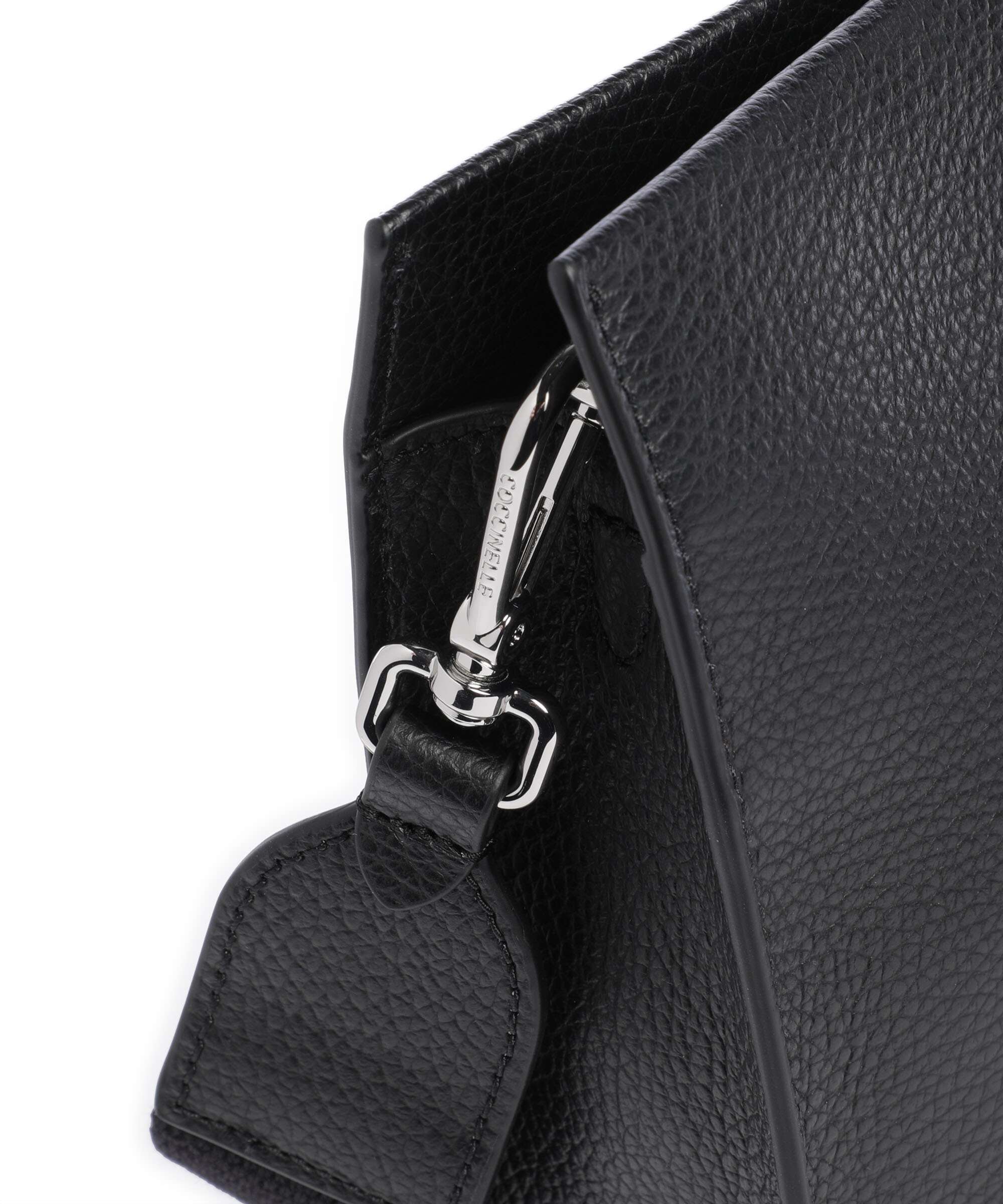 Coccinelle Myrtha Maxi Logo Crossbody bag noir - Image 4