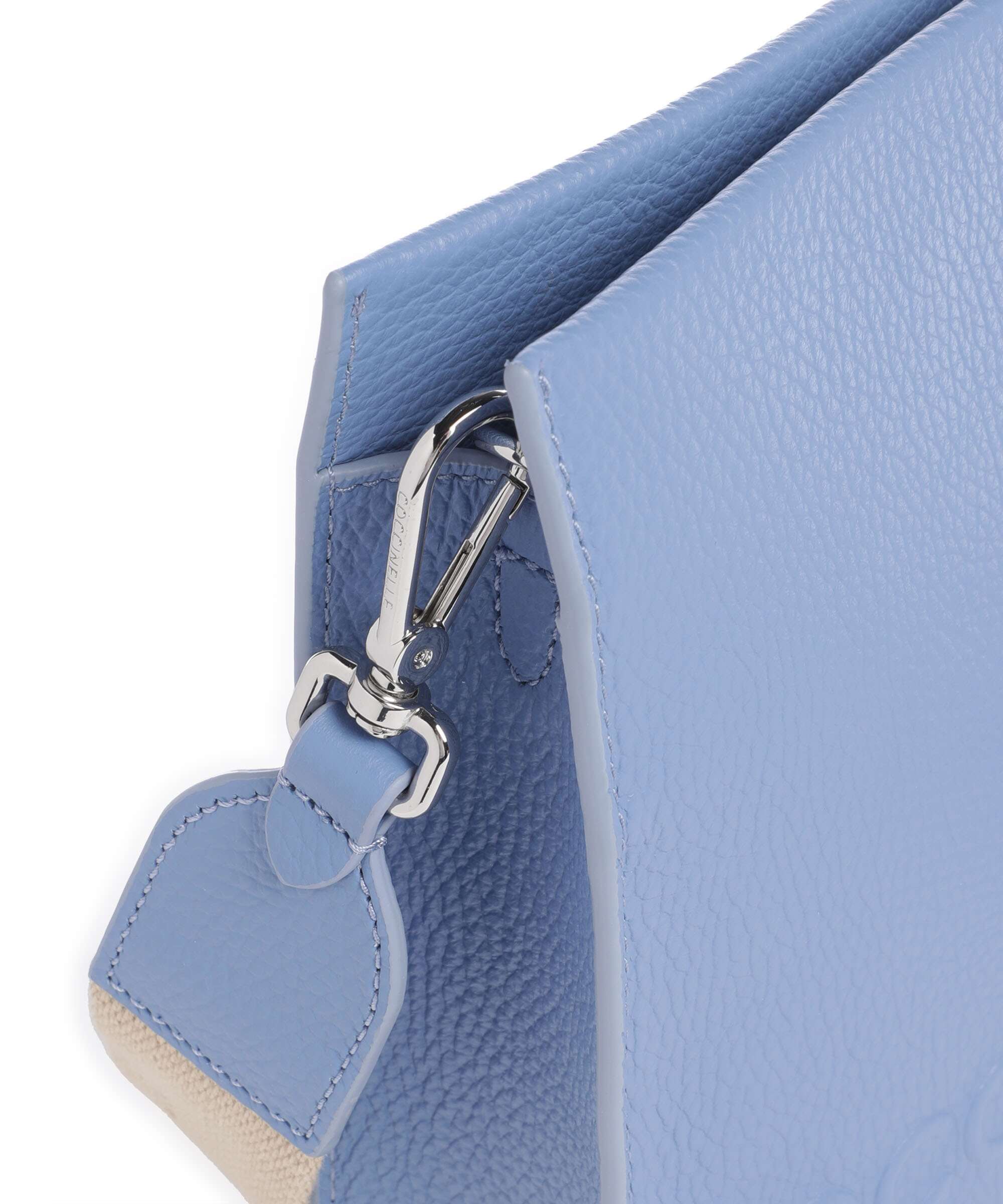 Coccinelle Myrtha Maxi Logo Crossbody bag azul - Image 4