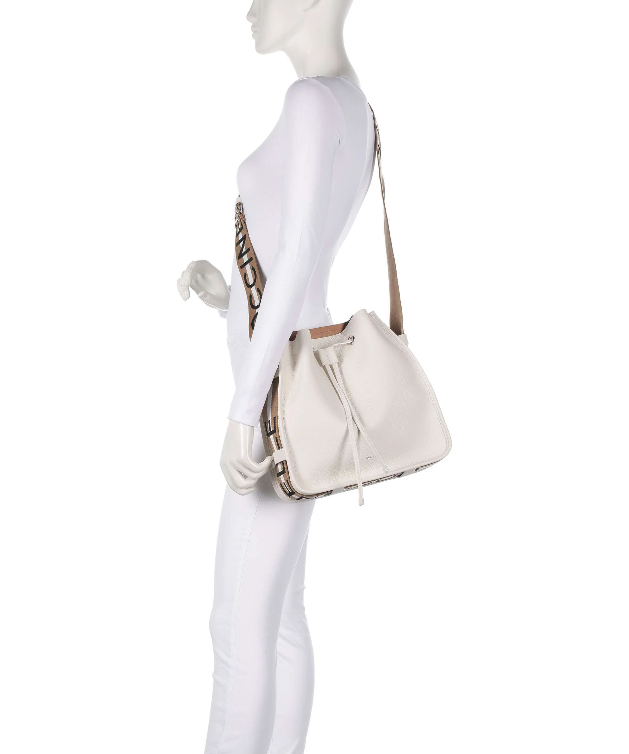 Coccinelle Raquel Bucket bag blanco/skin - Image 3