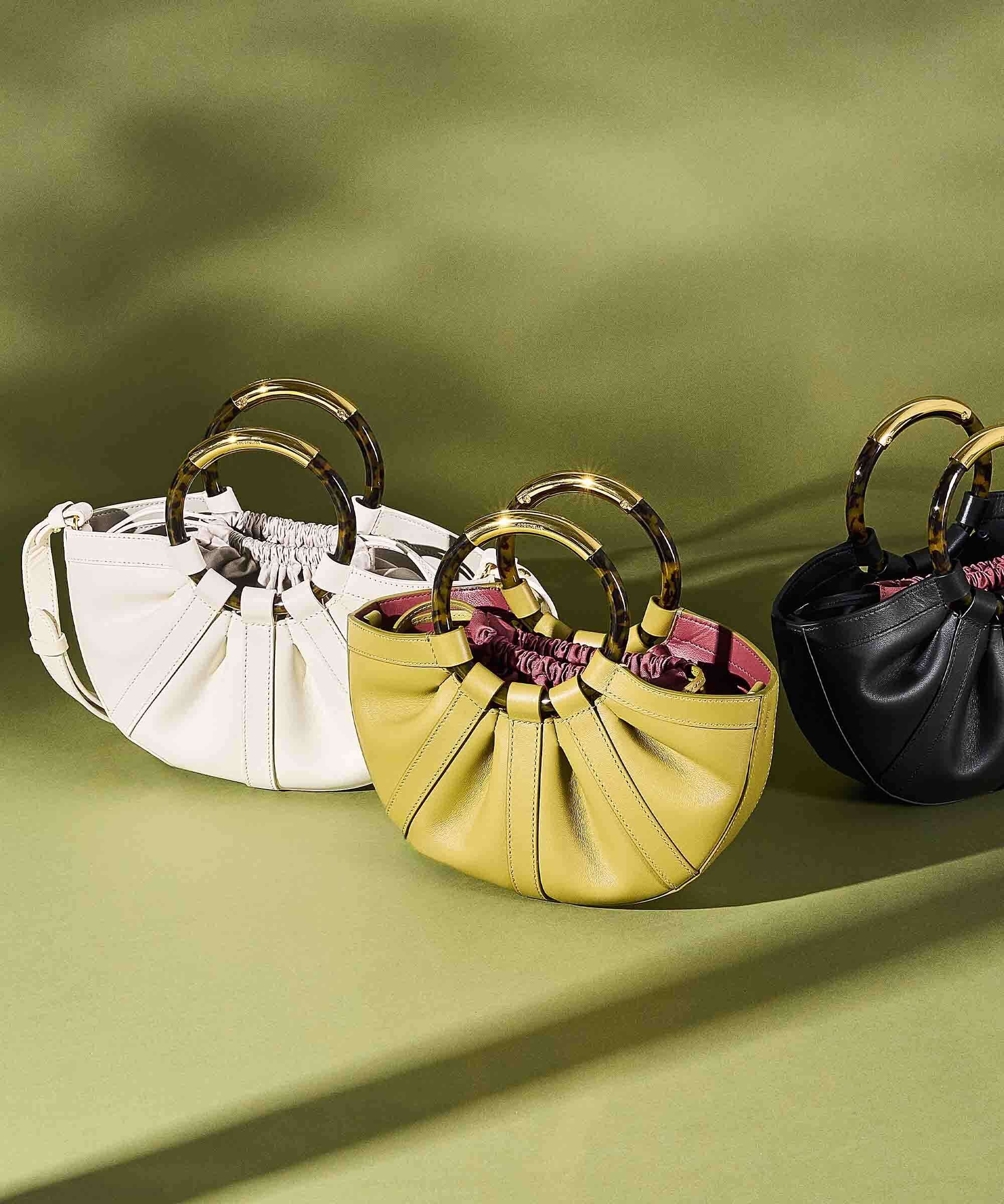 Coccinelle Shell Handbag noir - Image 2