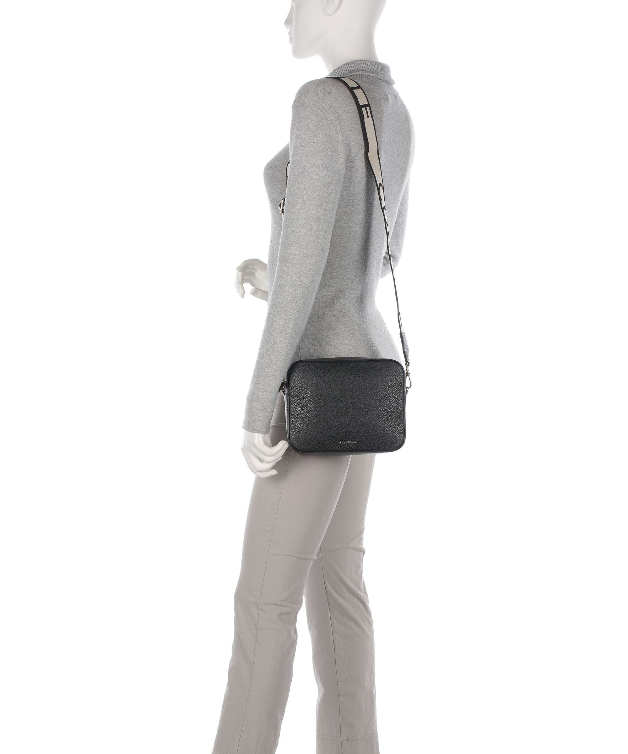 Coccinelle Tebe Crossbody bag noir - Image 3