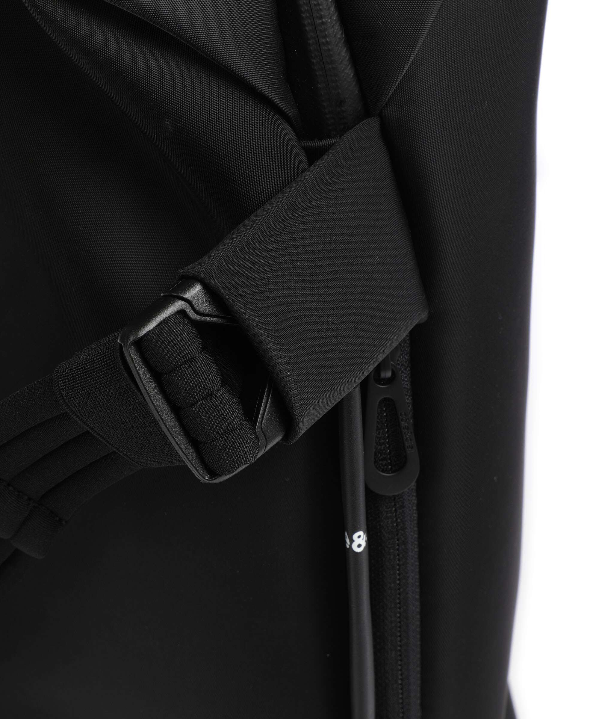 CĂ´te&Ciel Sleek Nylon Crossbody bag black - Image 5