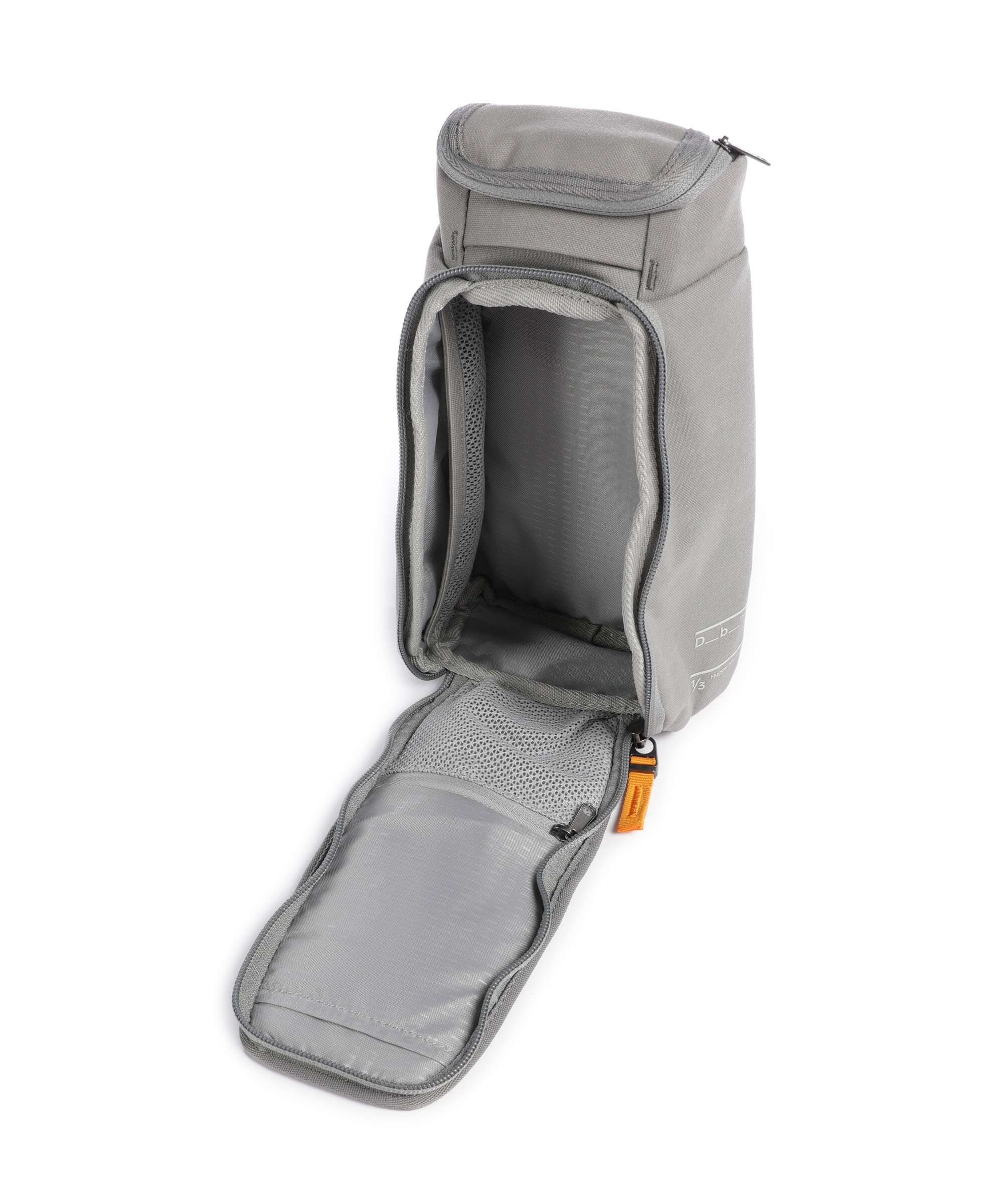 Db Hugger 3 Toiletry bag sand grey - Image 4