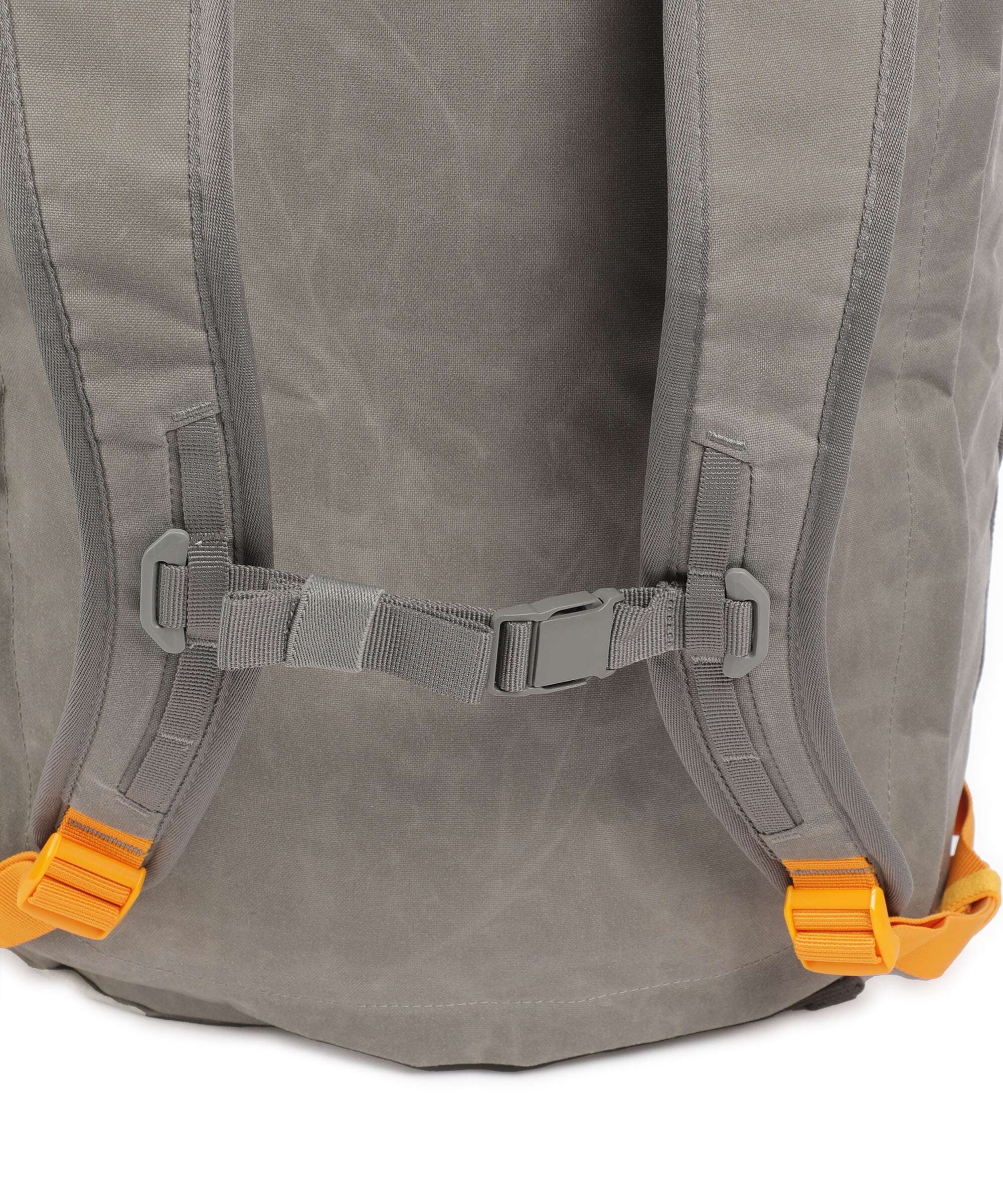 Db Roamer 40 Travel backpack sand grey - Image 4