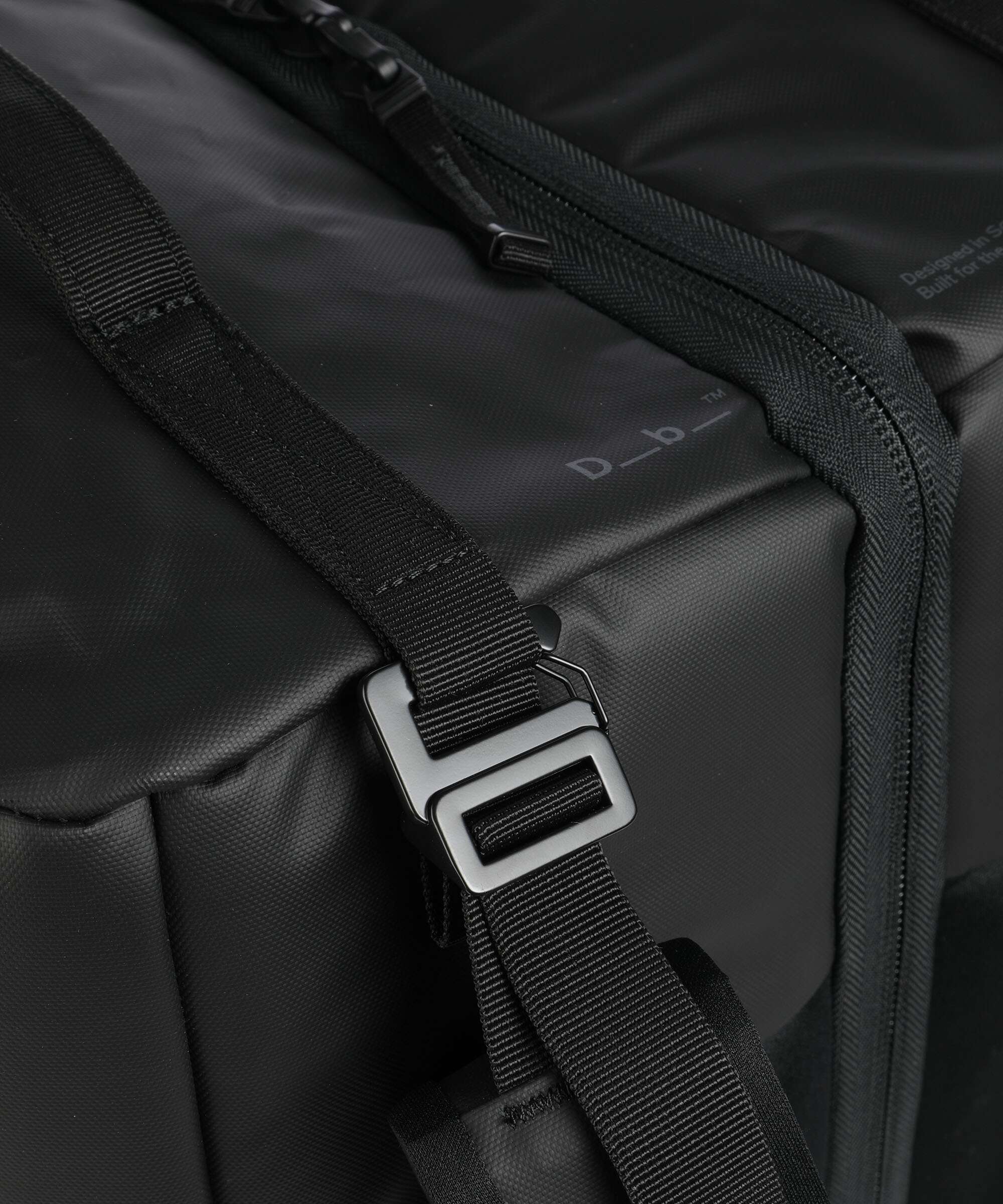 Db Roamer 90 Travel backpack black out - Image 3