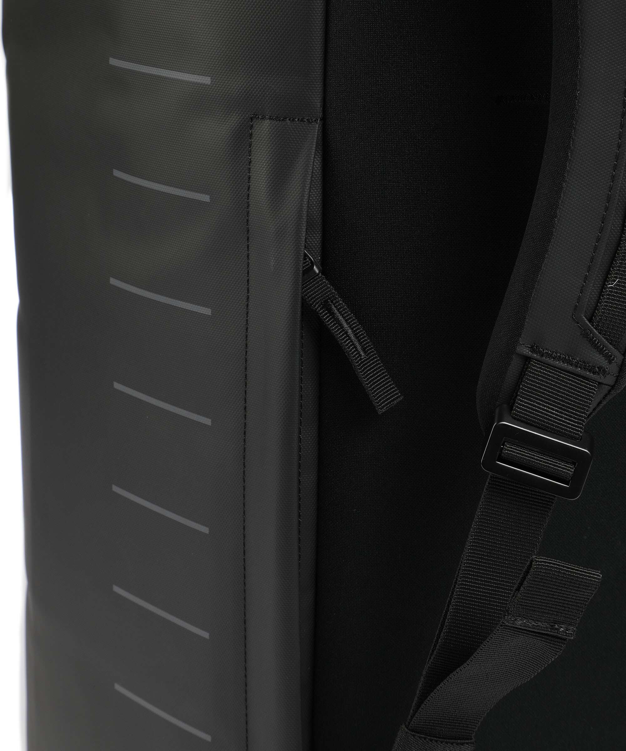 Db Roamer 90 Travel backpack black out - Image 4