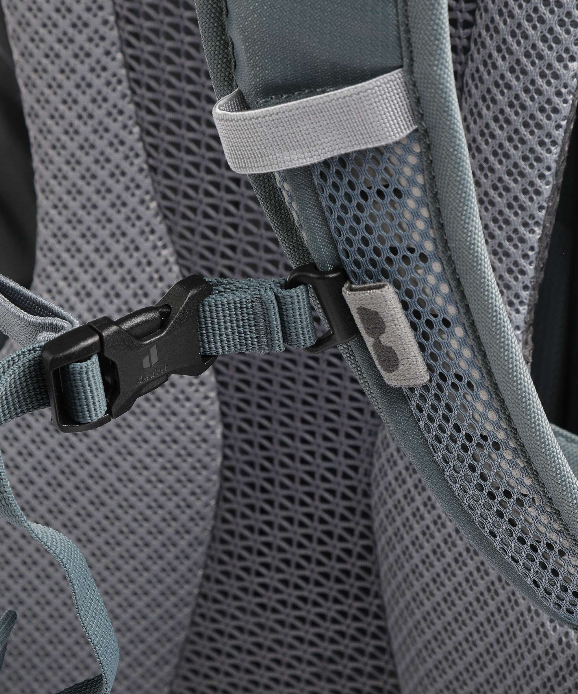 Deuter Futura 23 Hiking backpack graphite shale - Image 3
