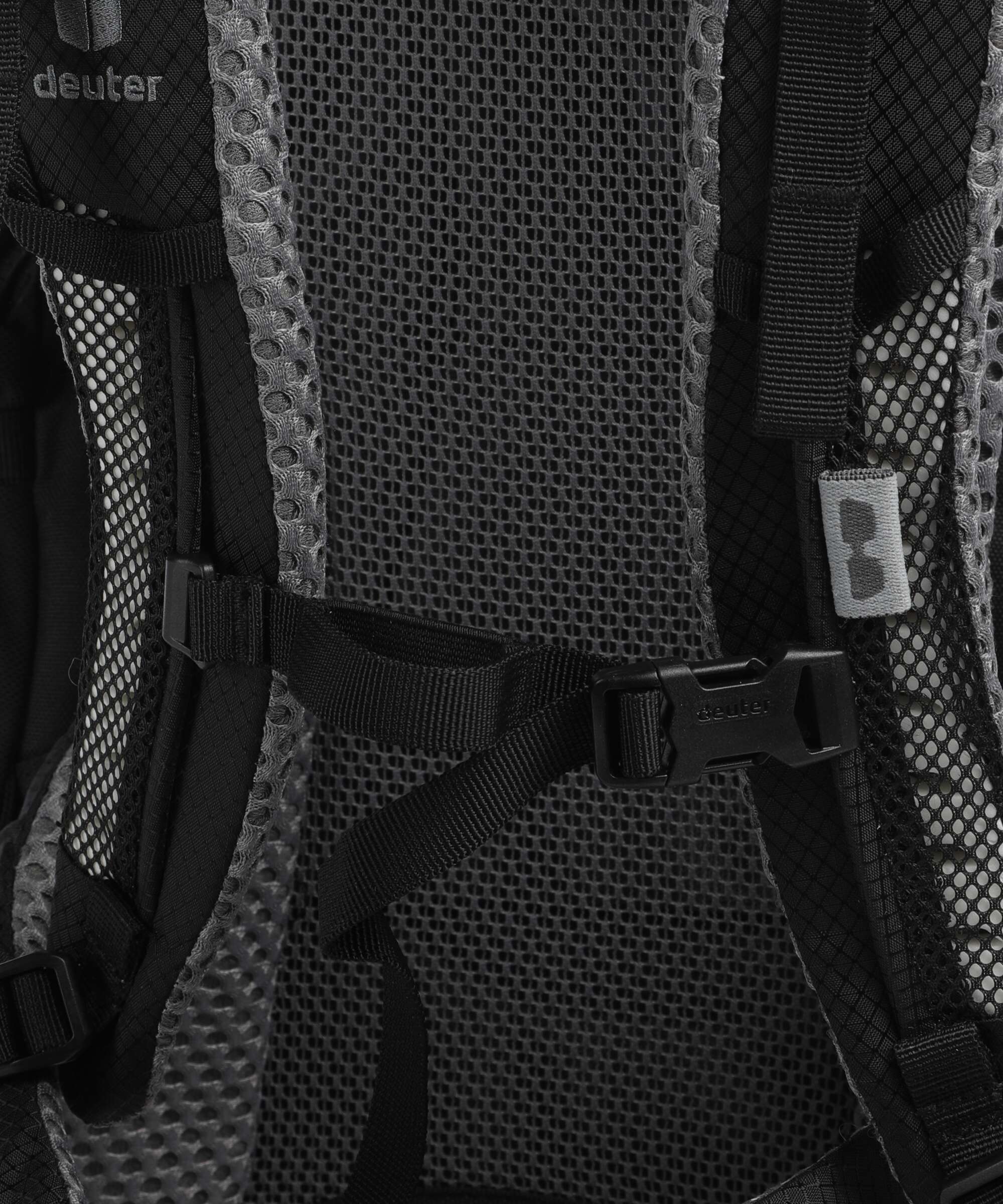 Deuter Futura 25 SL Hiking backpack black - Image 3