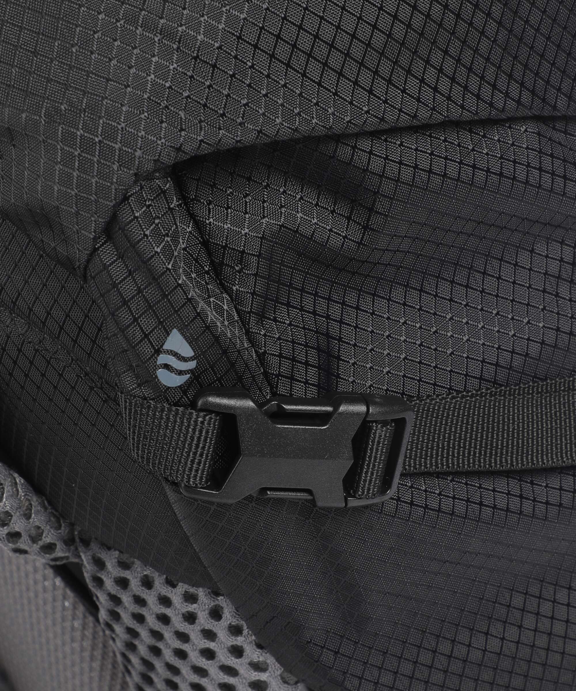 Deuter Futura 30 SL Hiking backpack black - Image 4