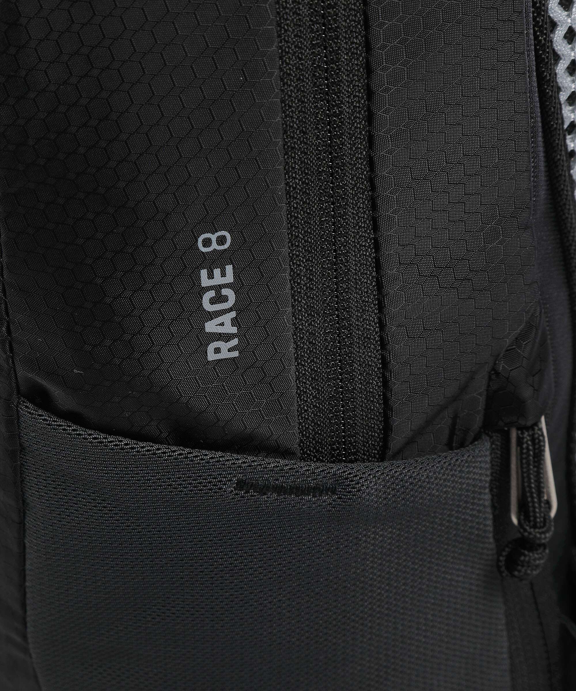 Deuter Race 8 Backpack black - Image 3