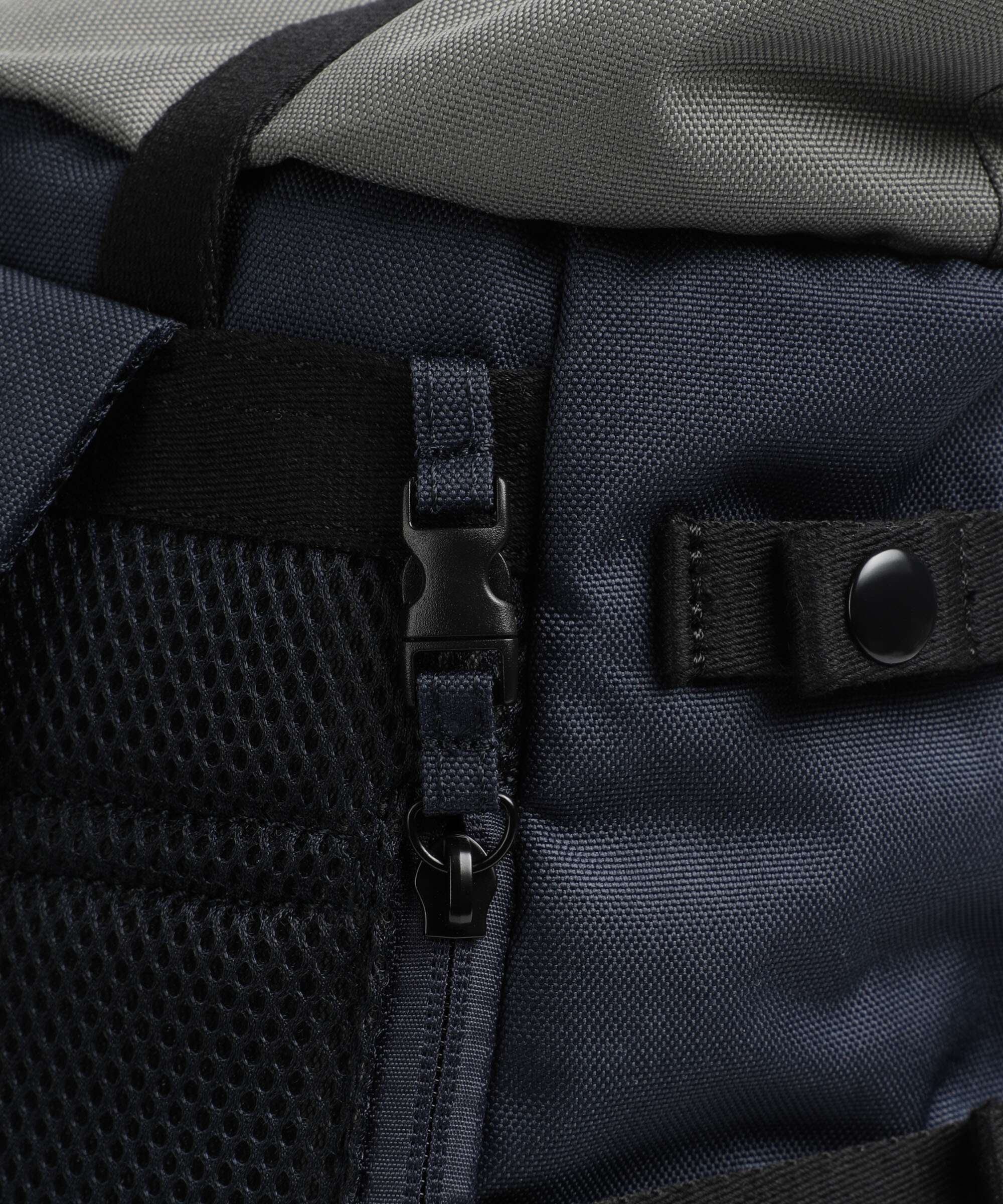 Doughnut Paratrooper Rolltop backpack nautical/dark grey - Image 4