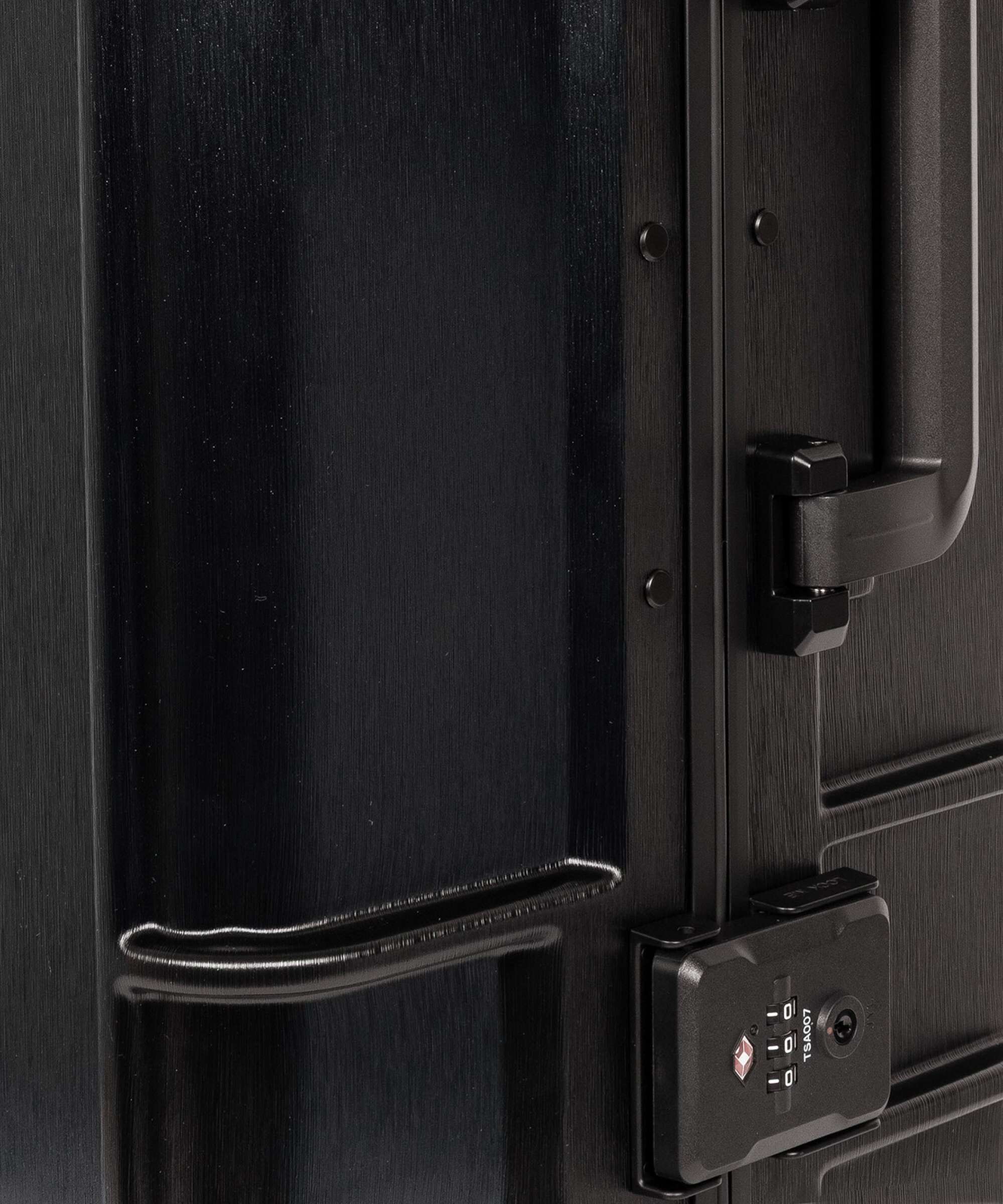 Eastpak Resist'R Case Spinner (4 wheels) brushed black - Image 4