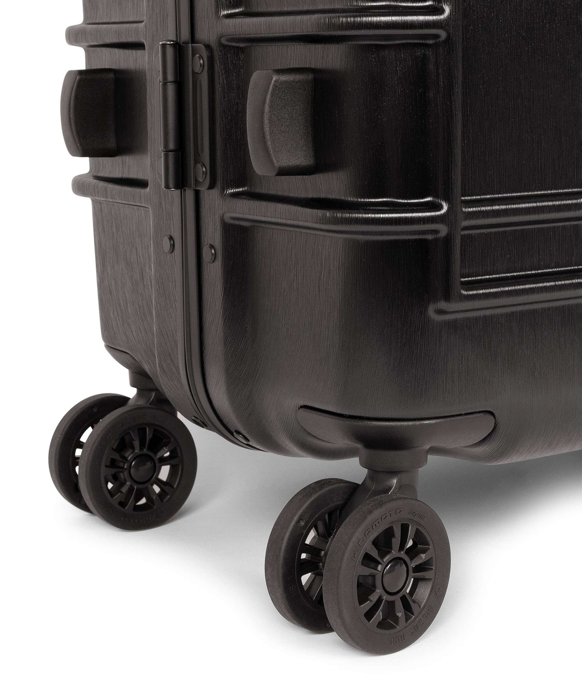 Eastpak Resist'R Case Spinner (4 wheels) brushed black - Image 5