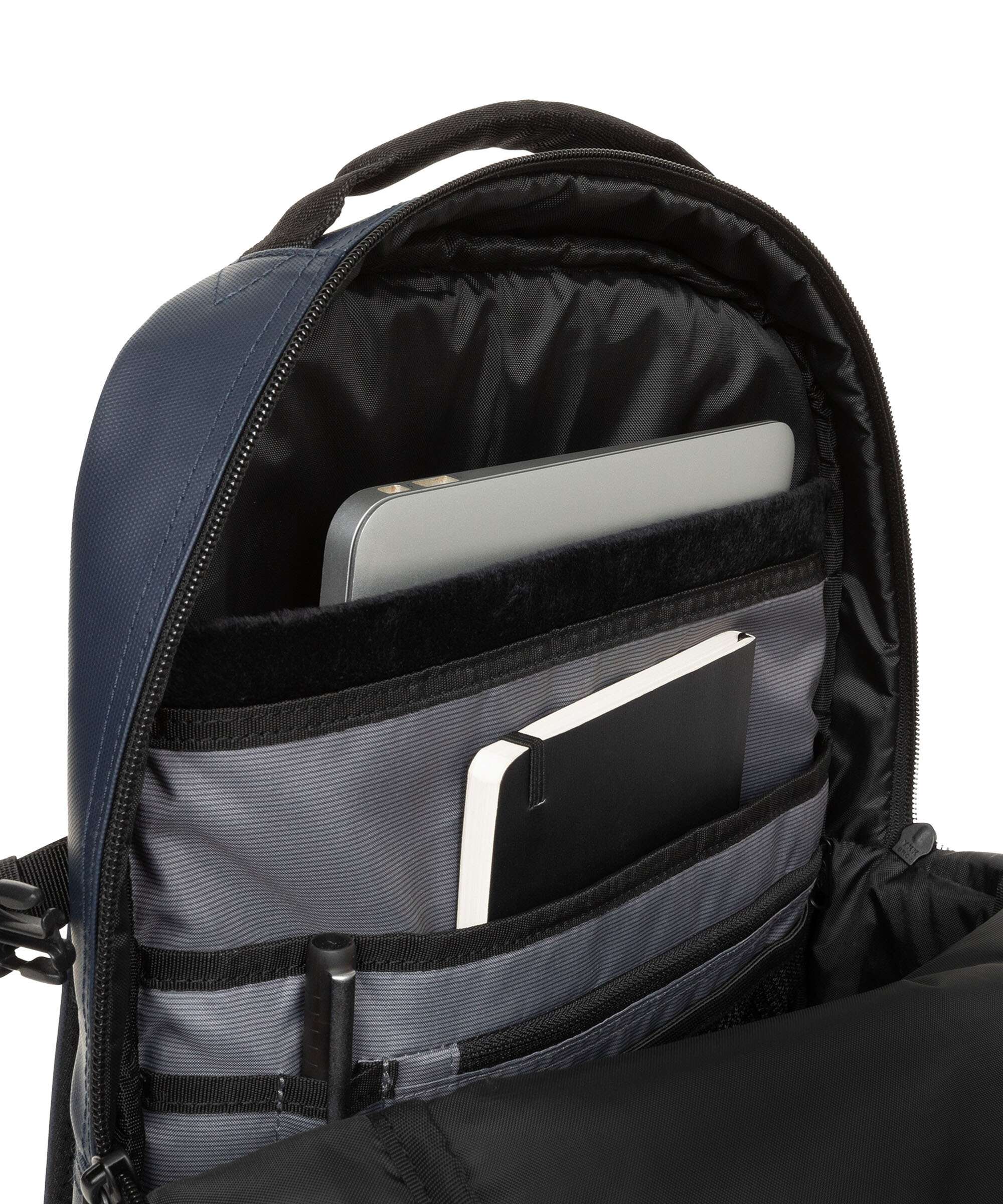 Eastpak Tecum Cnnct M Backpack admiral - Image 6