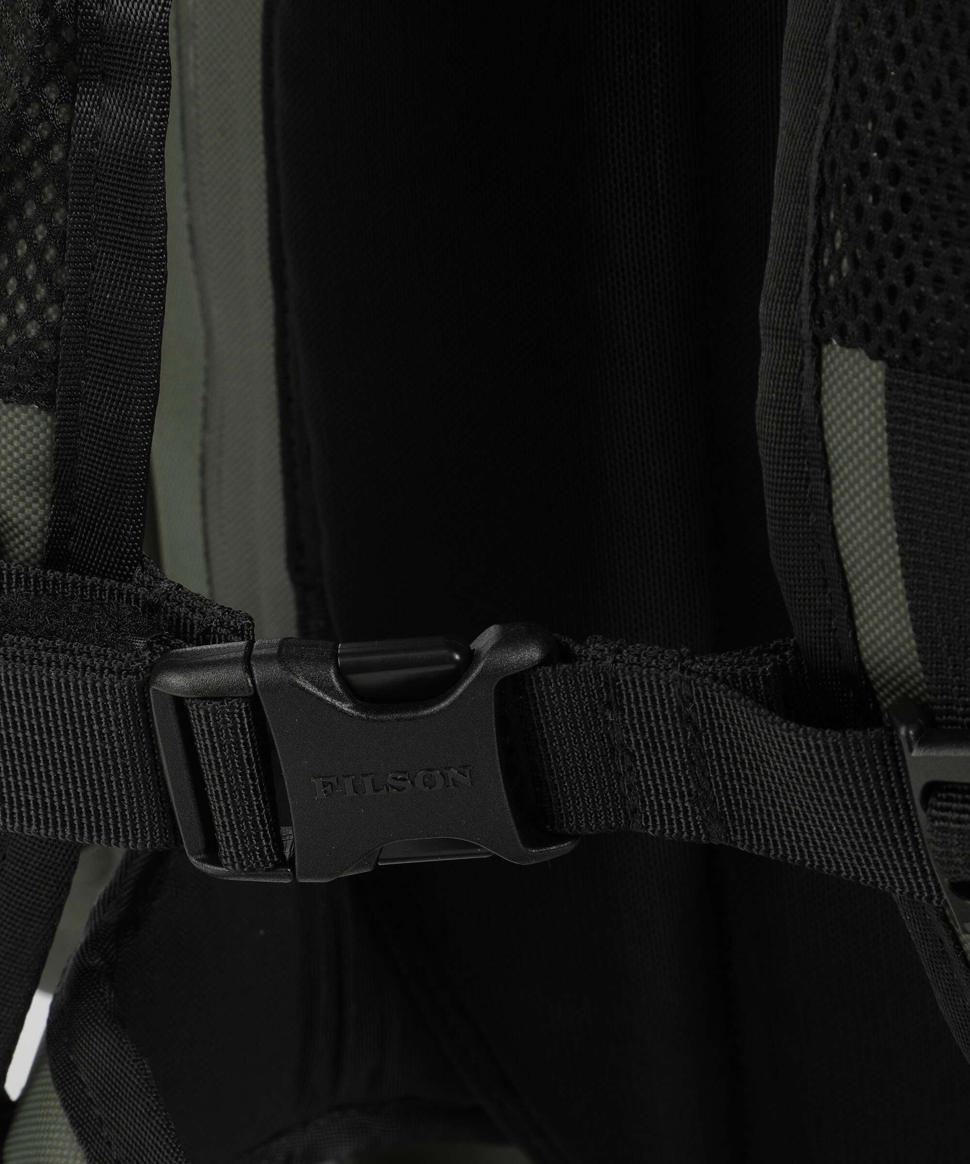 Filson Dry Backpack green - Image 3
