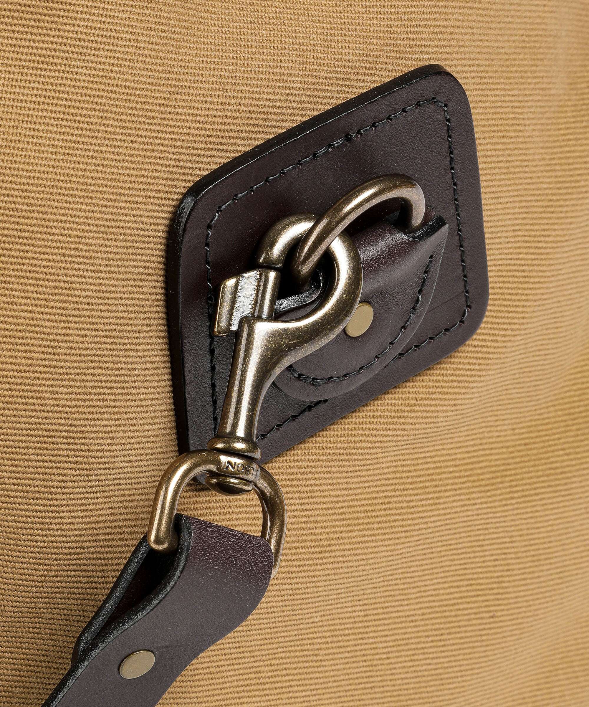 Filson Rugged Twill Small Weekend bag tan - Image 3