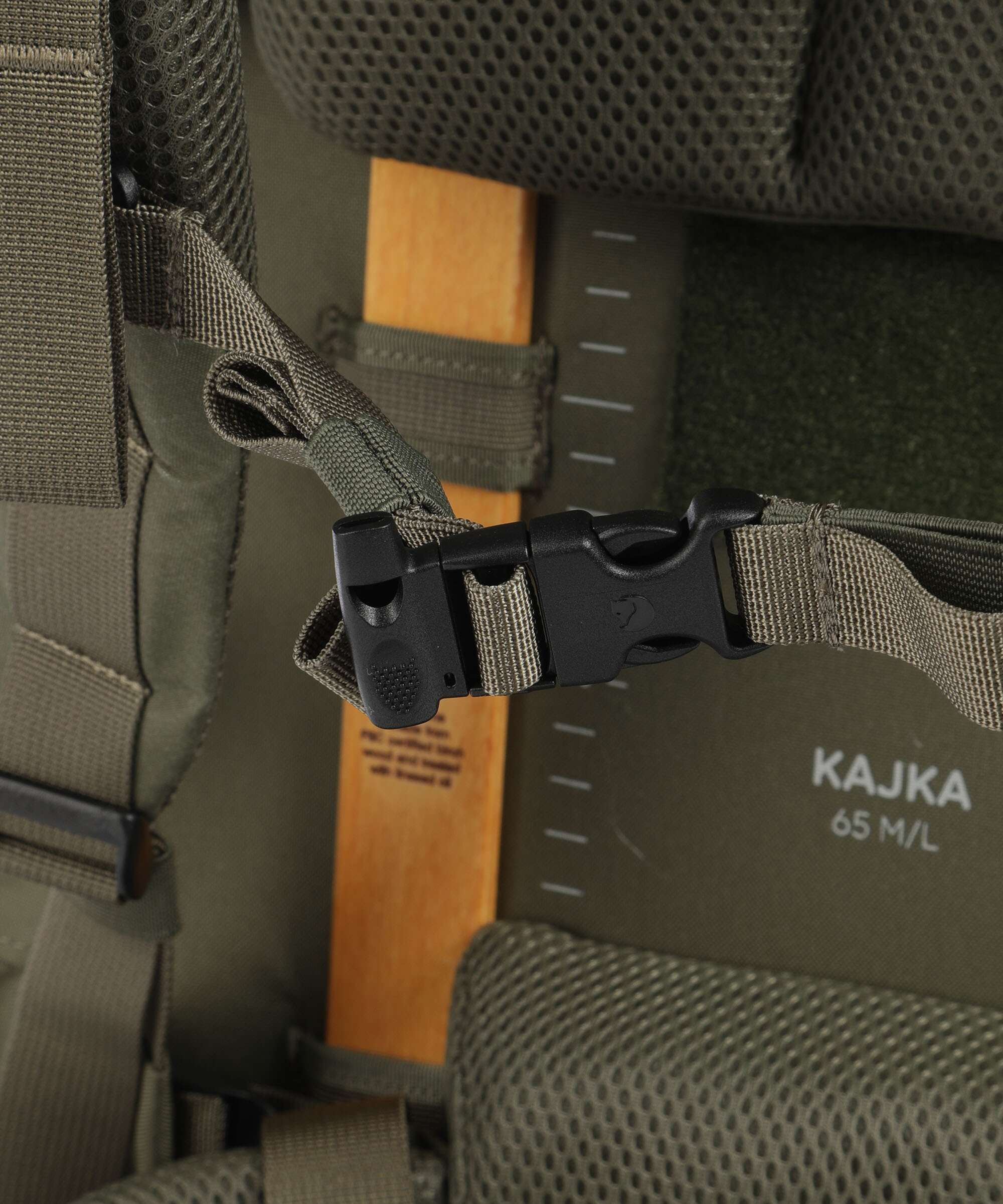 Fjällräven Kajka 65 M/L Trekking backpack green - Image 3